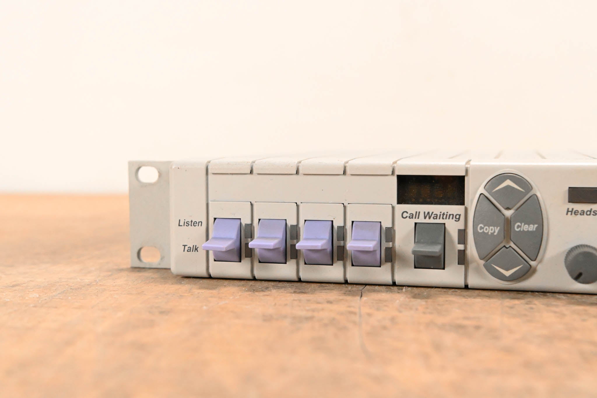 RTS MKP-4 4-Position Rackmount/Desktop Keypanel  - 4 pin
