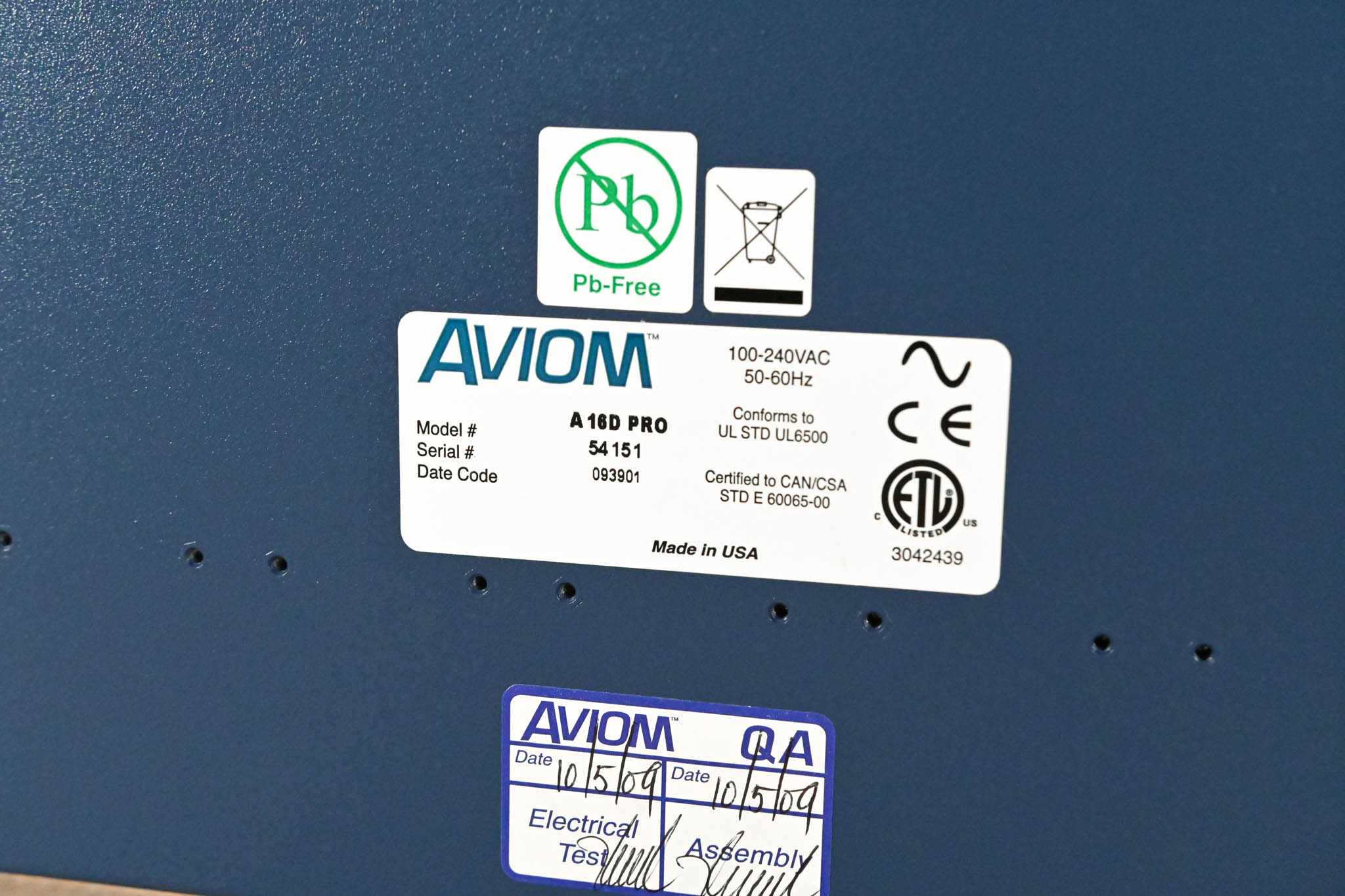 Aviom A-16D Pro A-Net Distributor