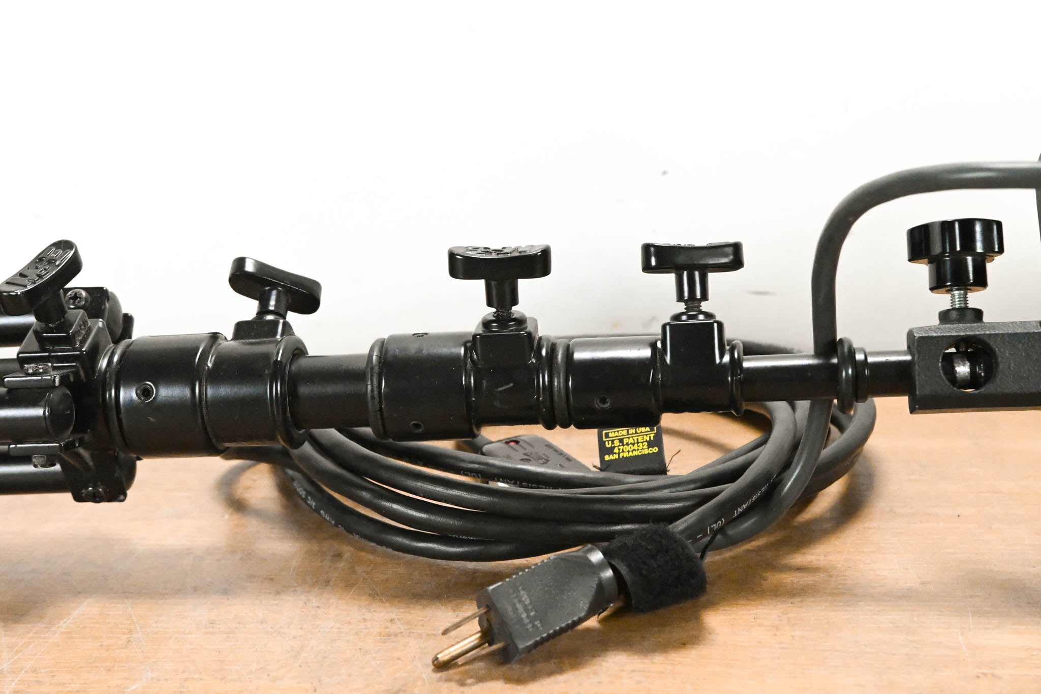 LTM Pepper 650W Fresnel Light