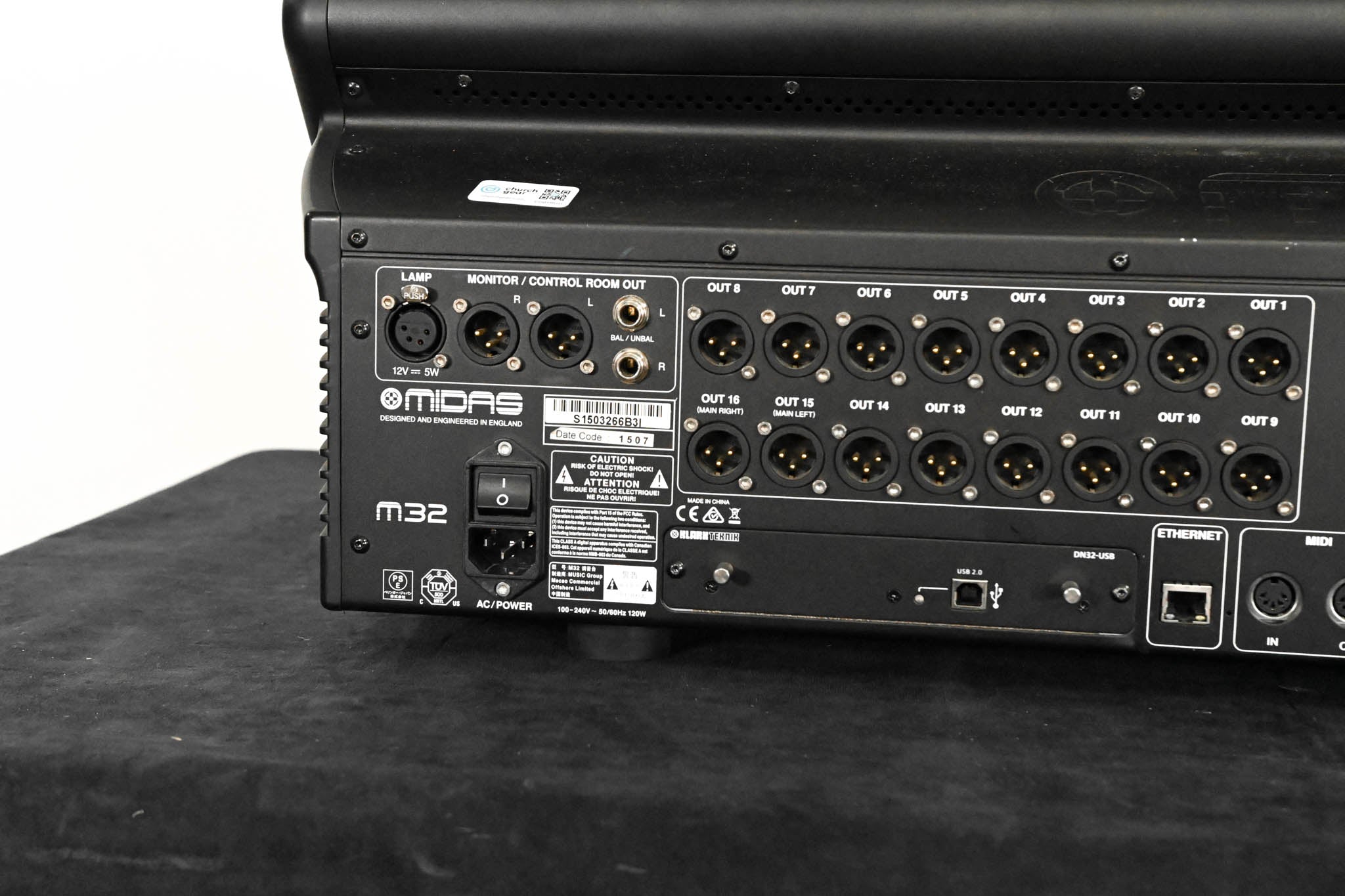 Midas M32 40-Channel Digital Audio Mixing Console