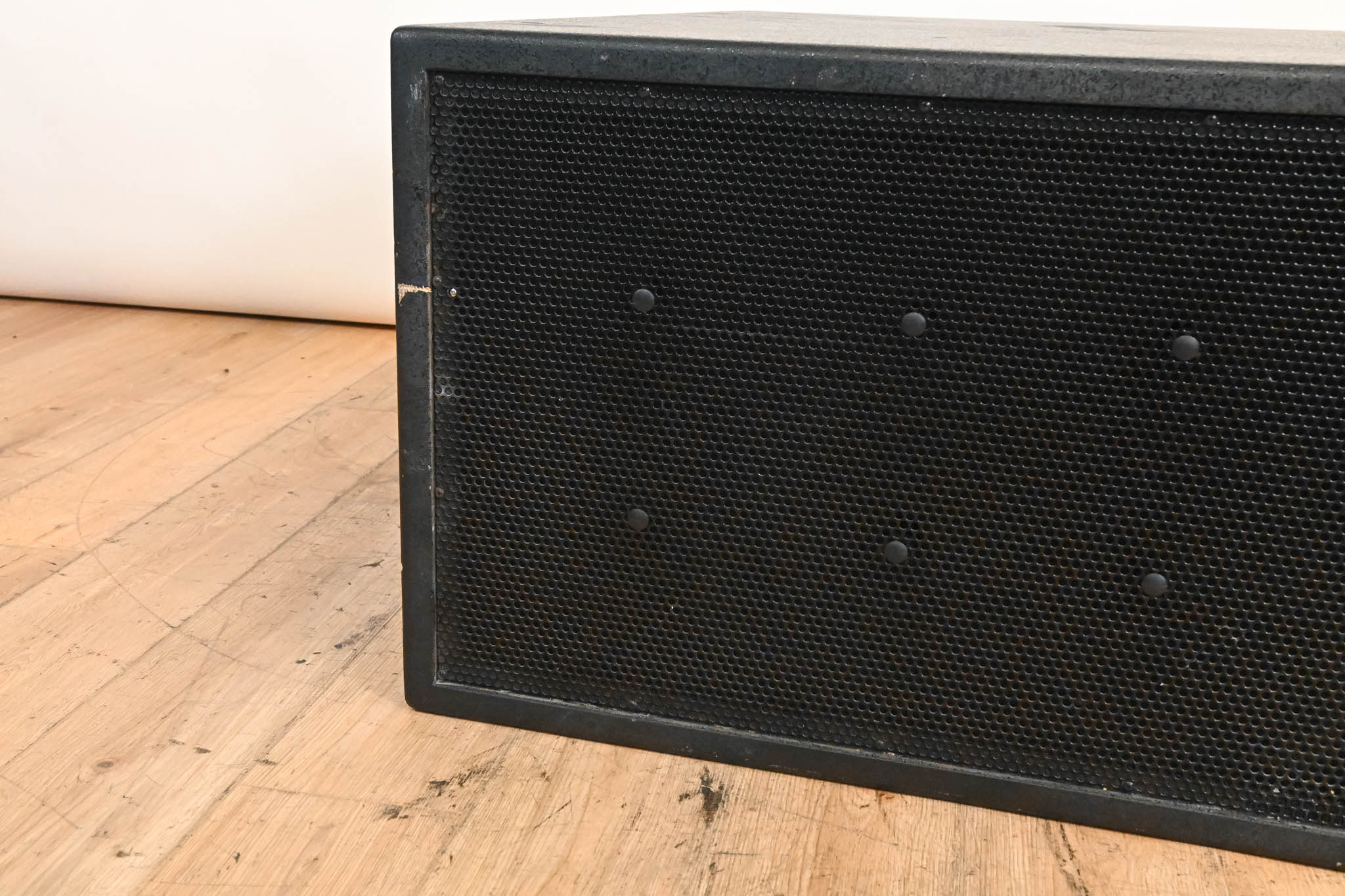 EAW SB1000zP Dual 18" Passive Subwoofer