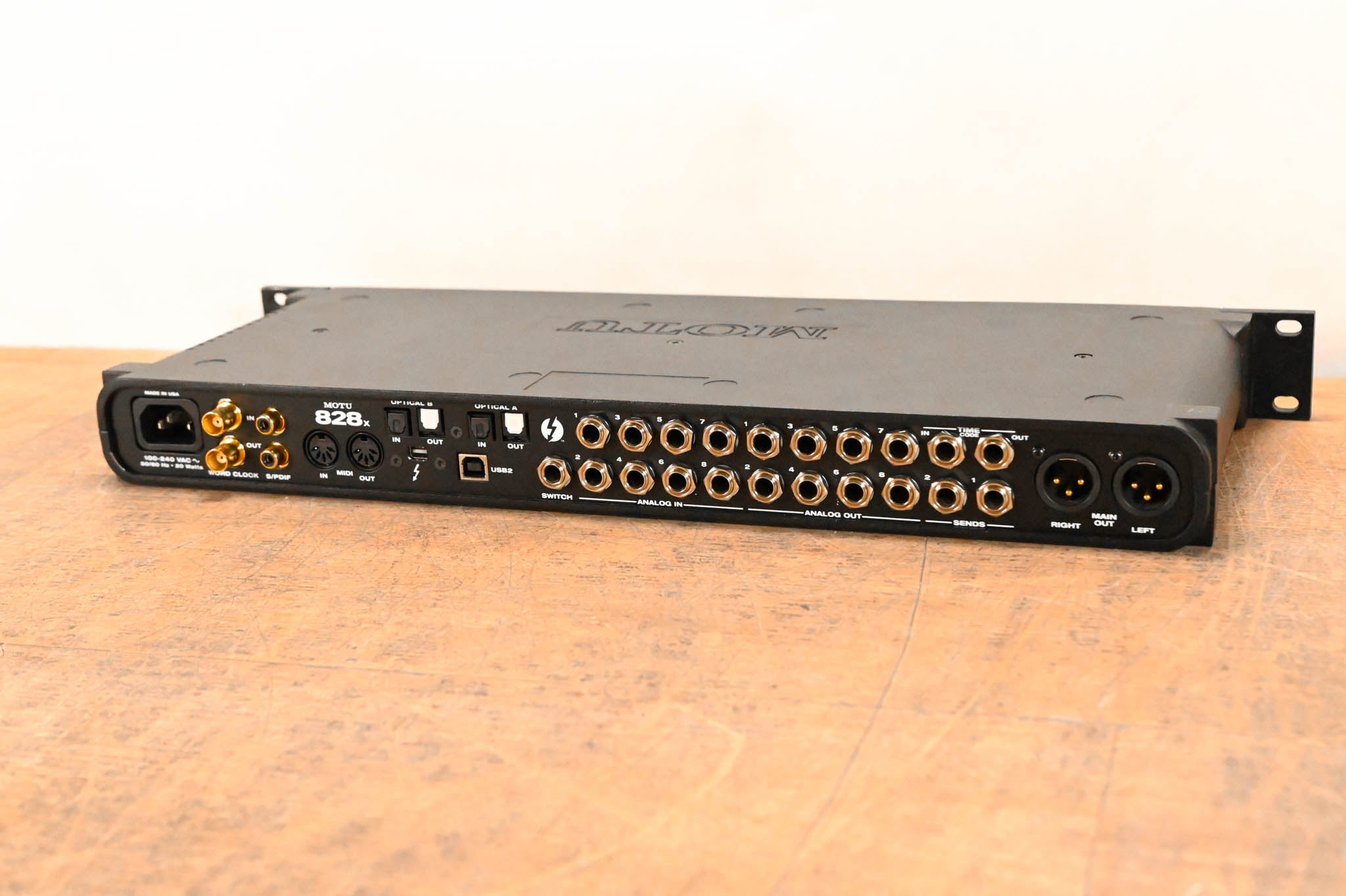 MOTU 828x 28x30 Thunderbolt / USB 2.0 Audio Interface