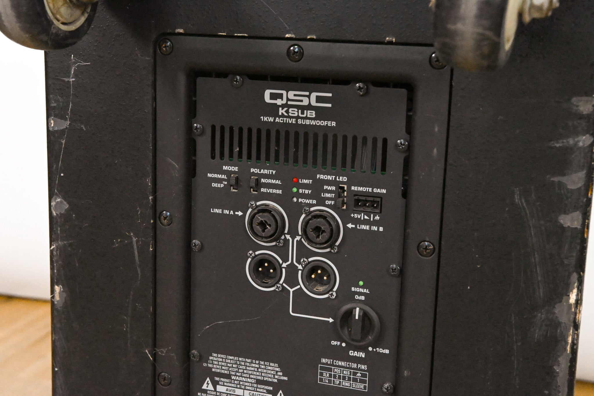 QSC KSub 1000W Dual 12" Powered Subwoofer
