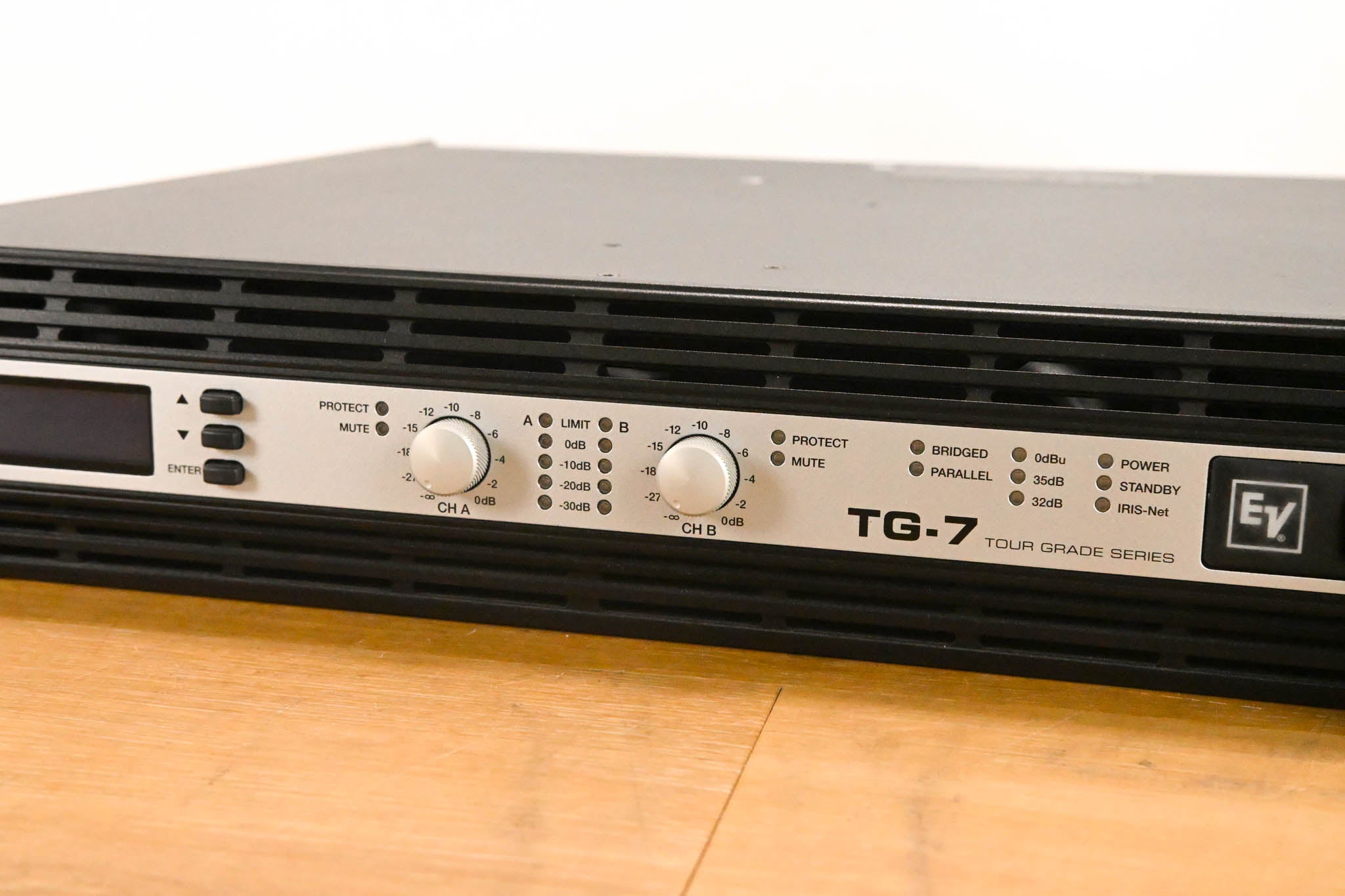 Electro-Voice (EV) TG-7 Tour-Grade Stereo Power Amplifier