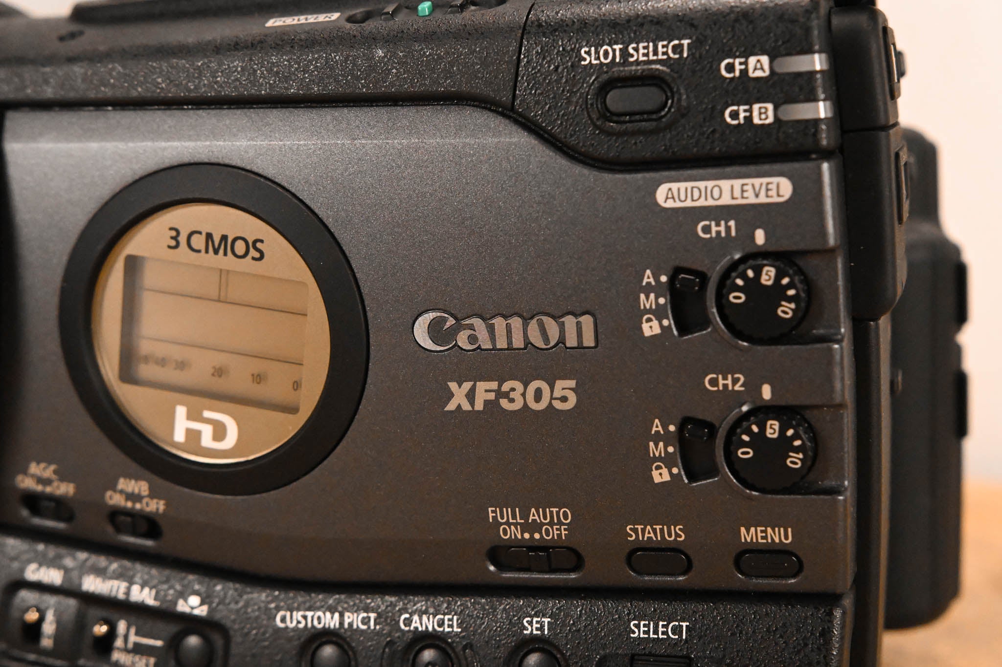 Canon XF305 Professional Camcorder