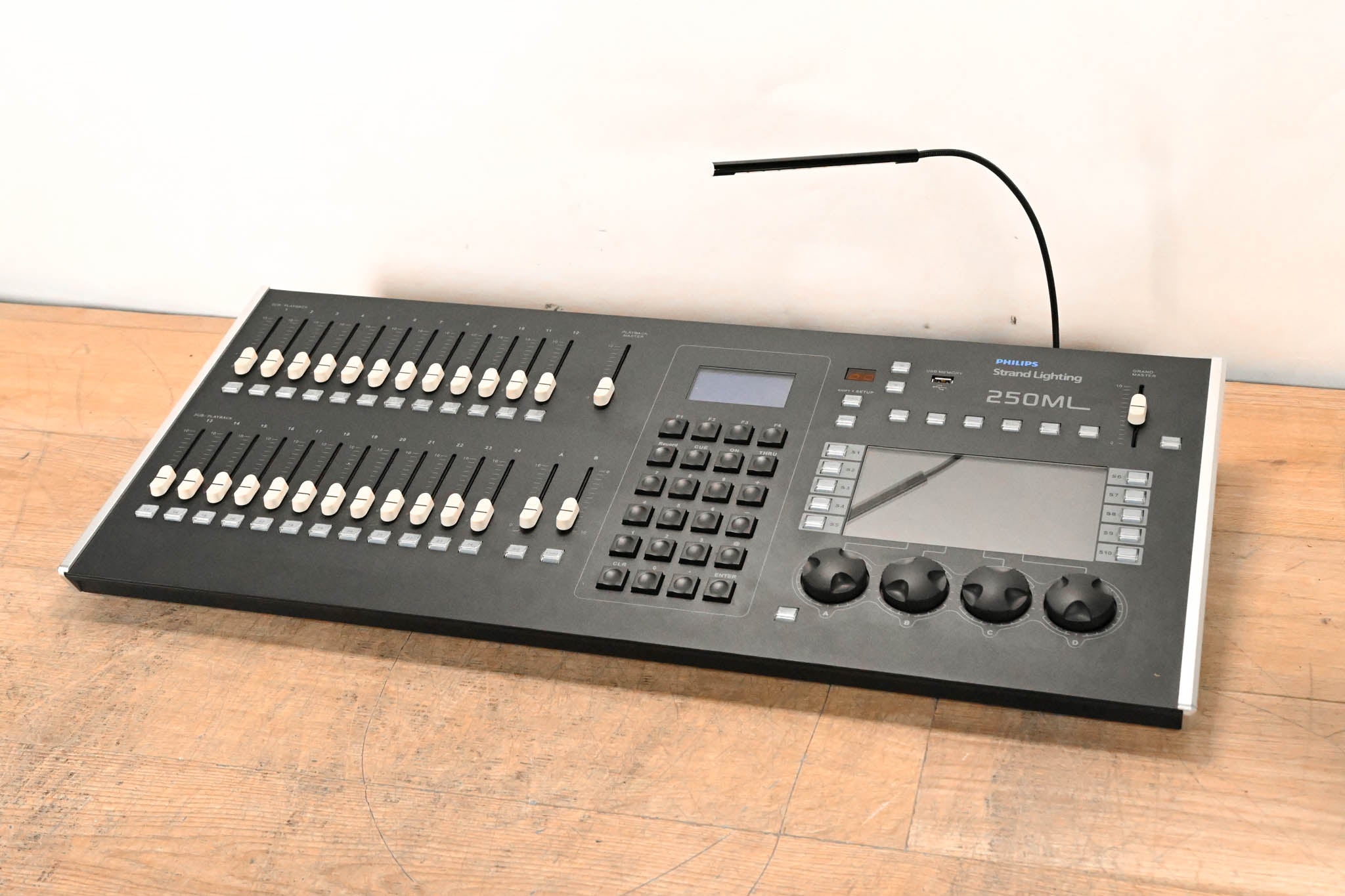 Philips Strand Lighting 250ML Lighting Control Console