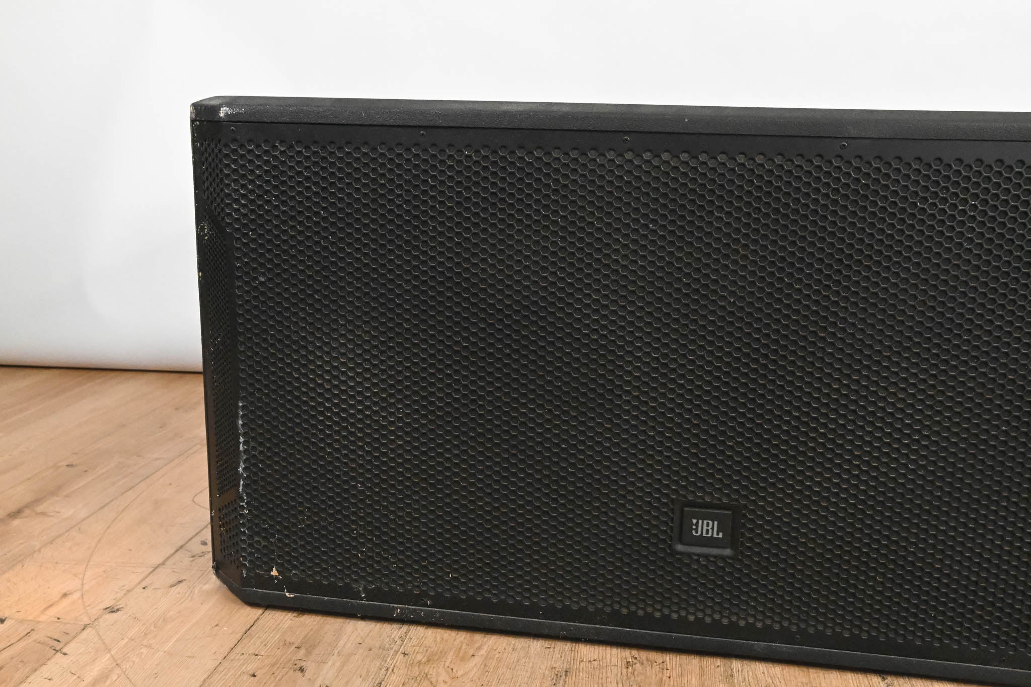 JBL STX828S Dual 18" Bass Reflex Subwoofer