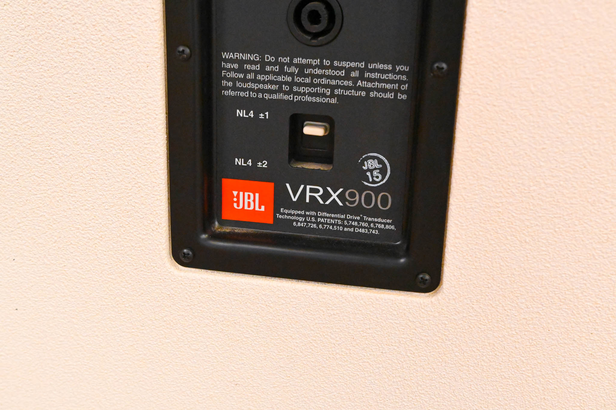 JBL VRX915S-WH 15" Bass Reflex Subwoofer