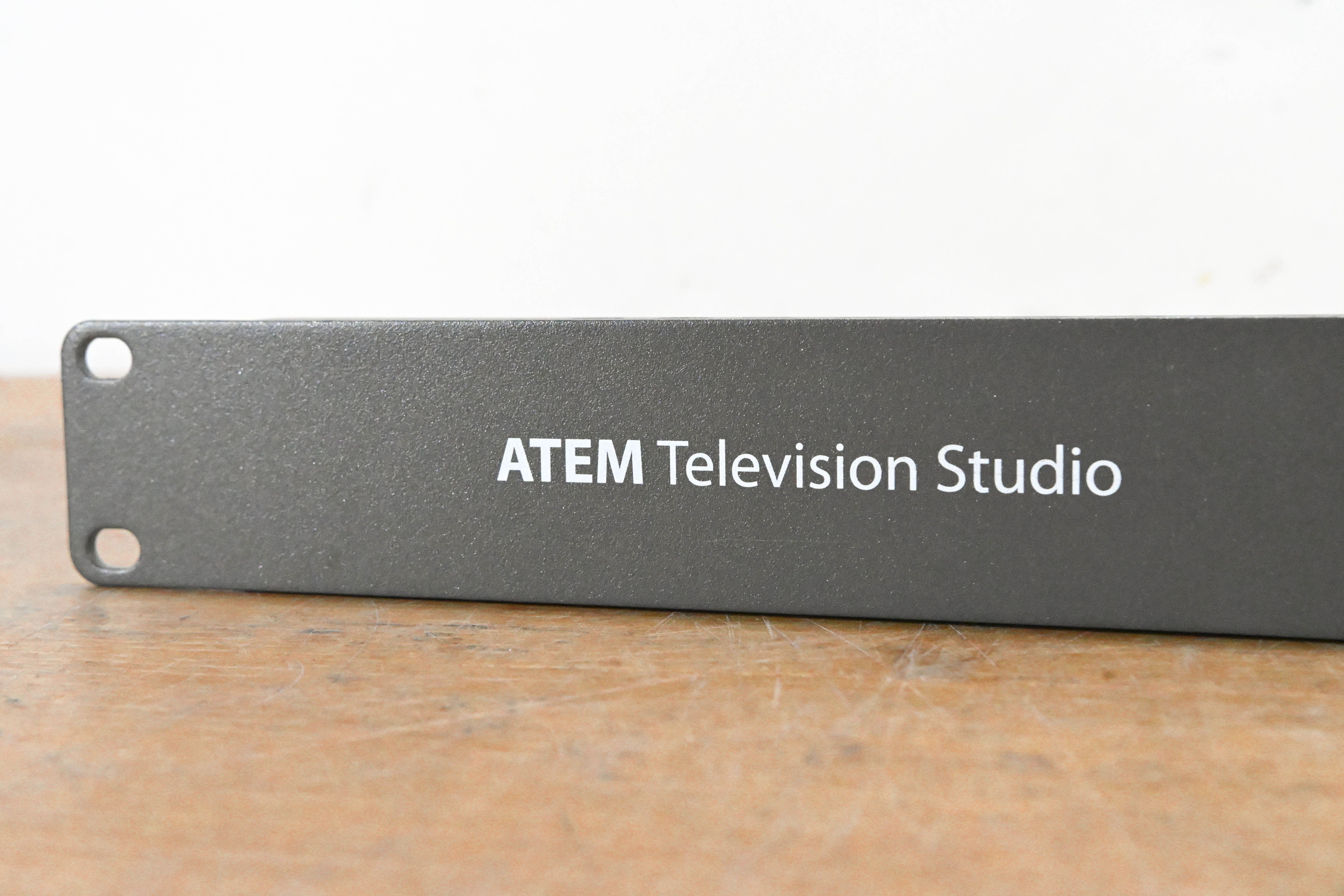 Blackmagic Design ATEM Television Studio (NO POWER SUPPLY)