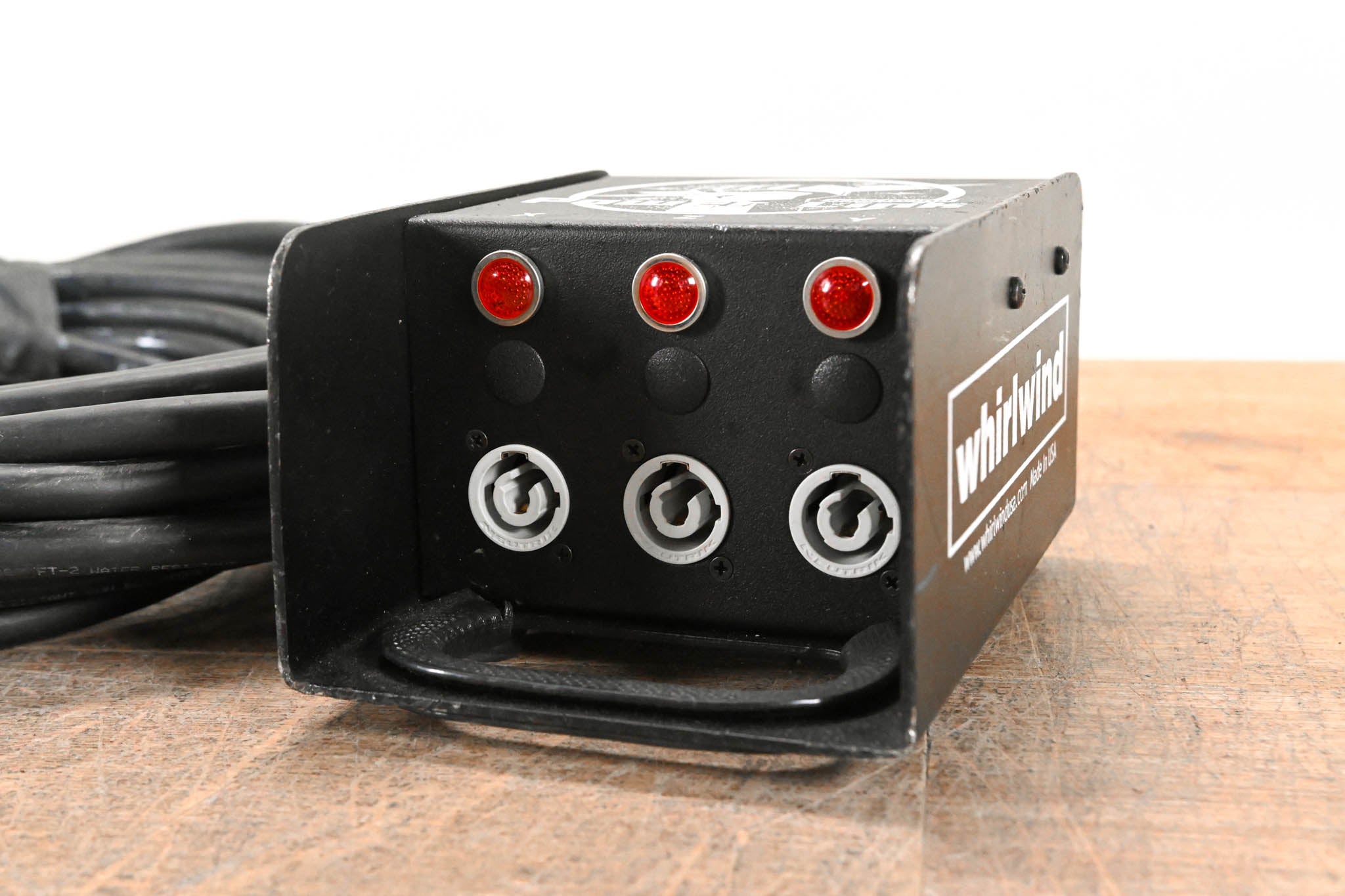 Whirlwind PowerLink Edison to PowerCON Power Distribution