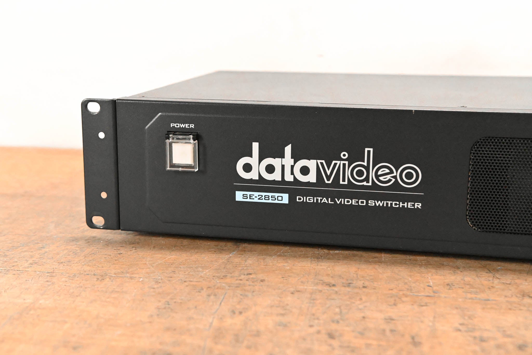 Datavideo SE-2850 HD/SD Digital Video Switcher