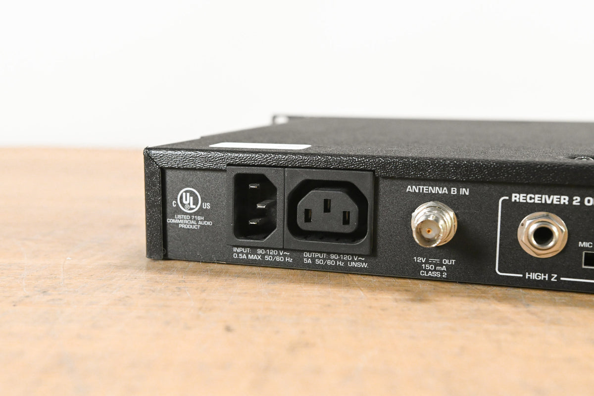 Shure U4D-J4 UHF Dual-Channel Wireless Receiver - J4 Band: 554-584 MHz