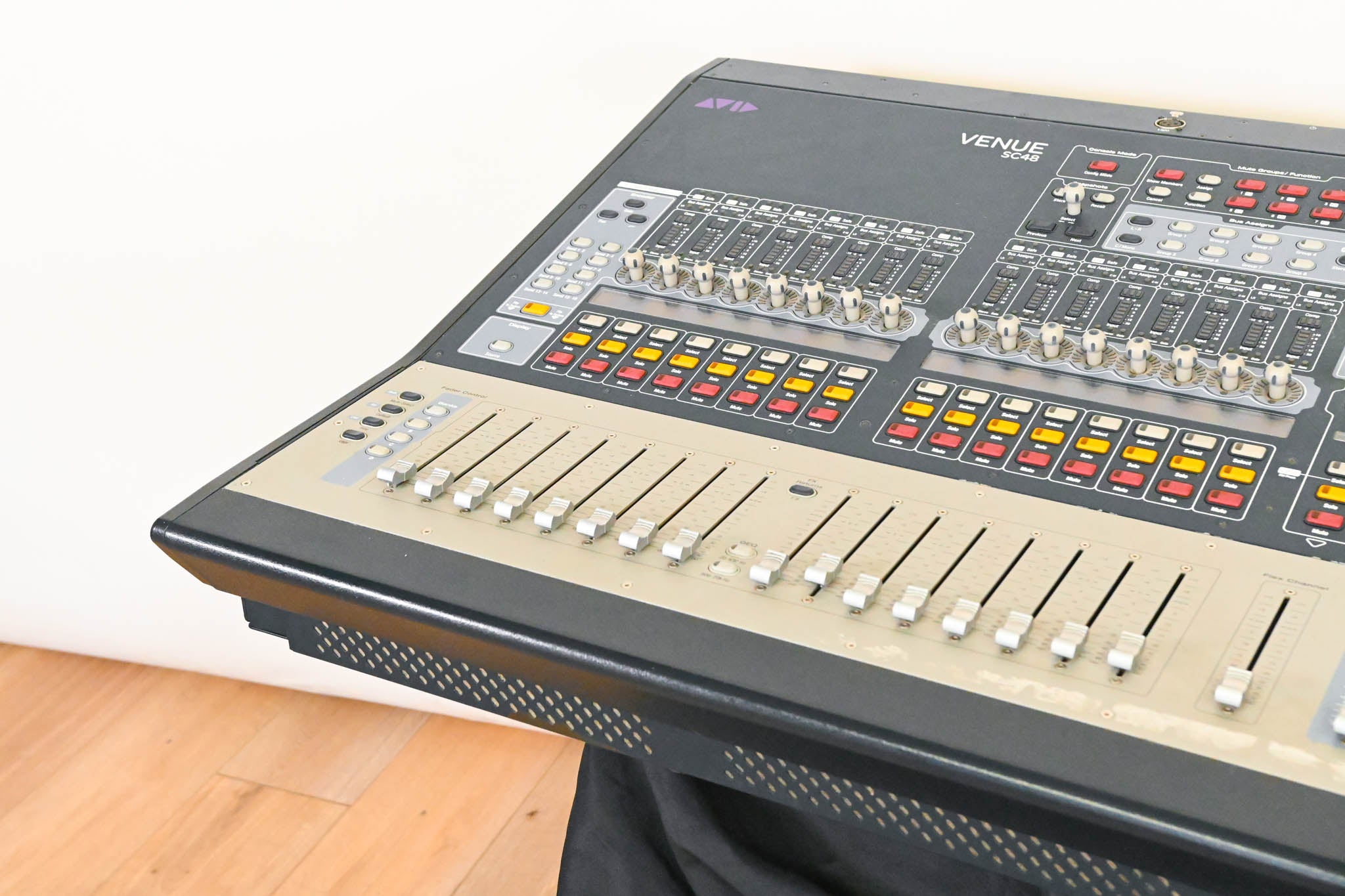 AVID VENUE SC48 Digital Audio Mixing Console