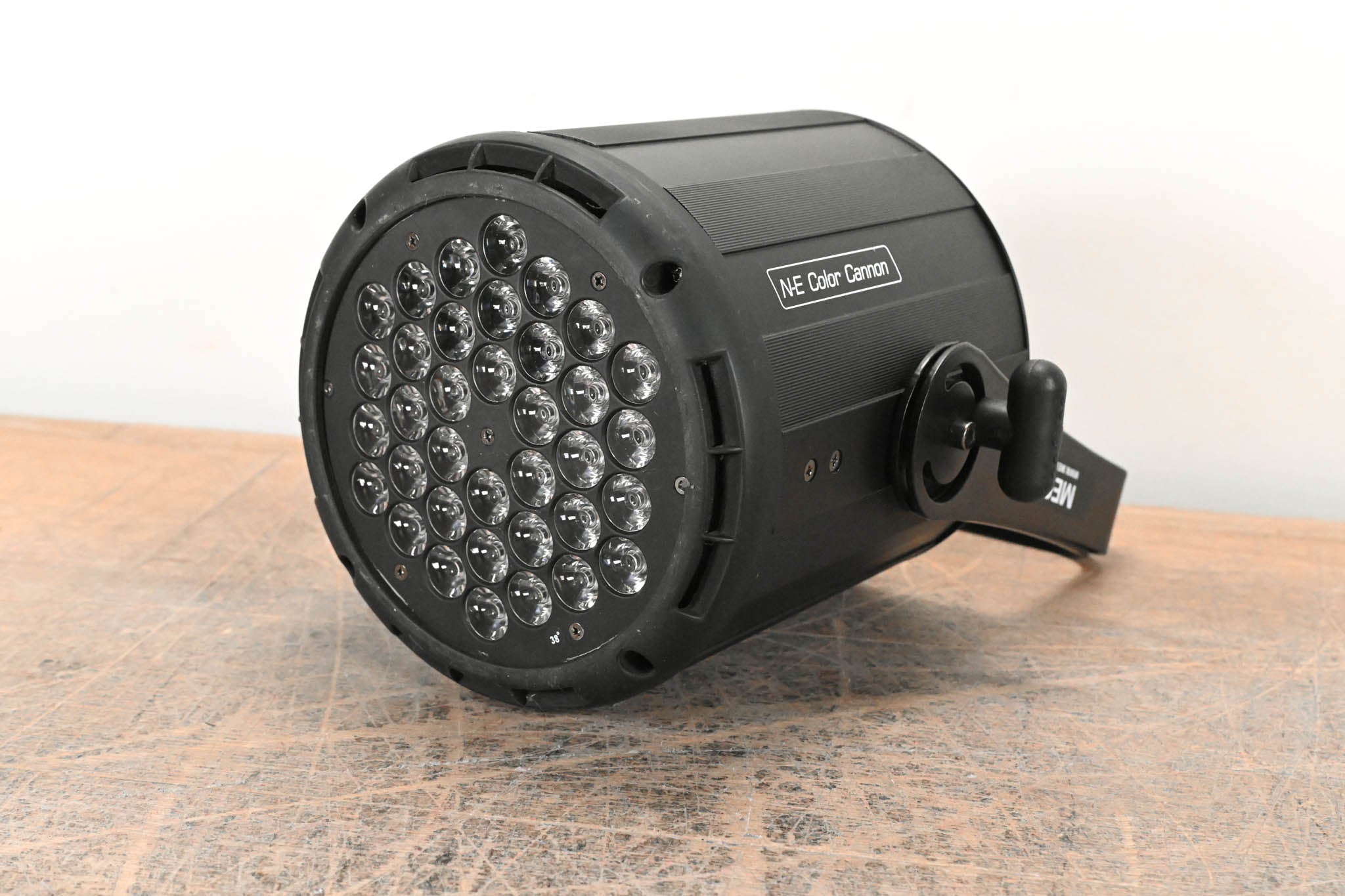 MEGA-LITE 4025 N-E Color Cannon LED Light