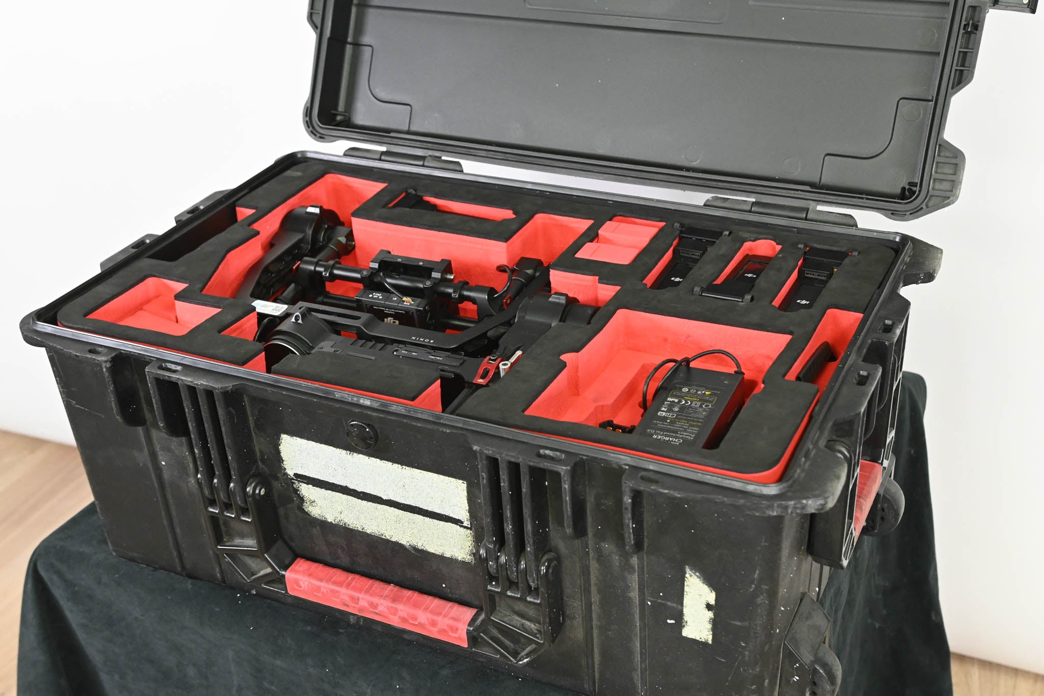 DJI Ronin 3-Axis Handheld Camera Gimbal with Case