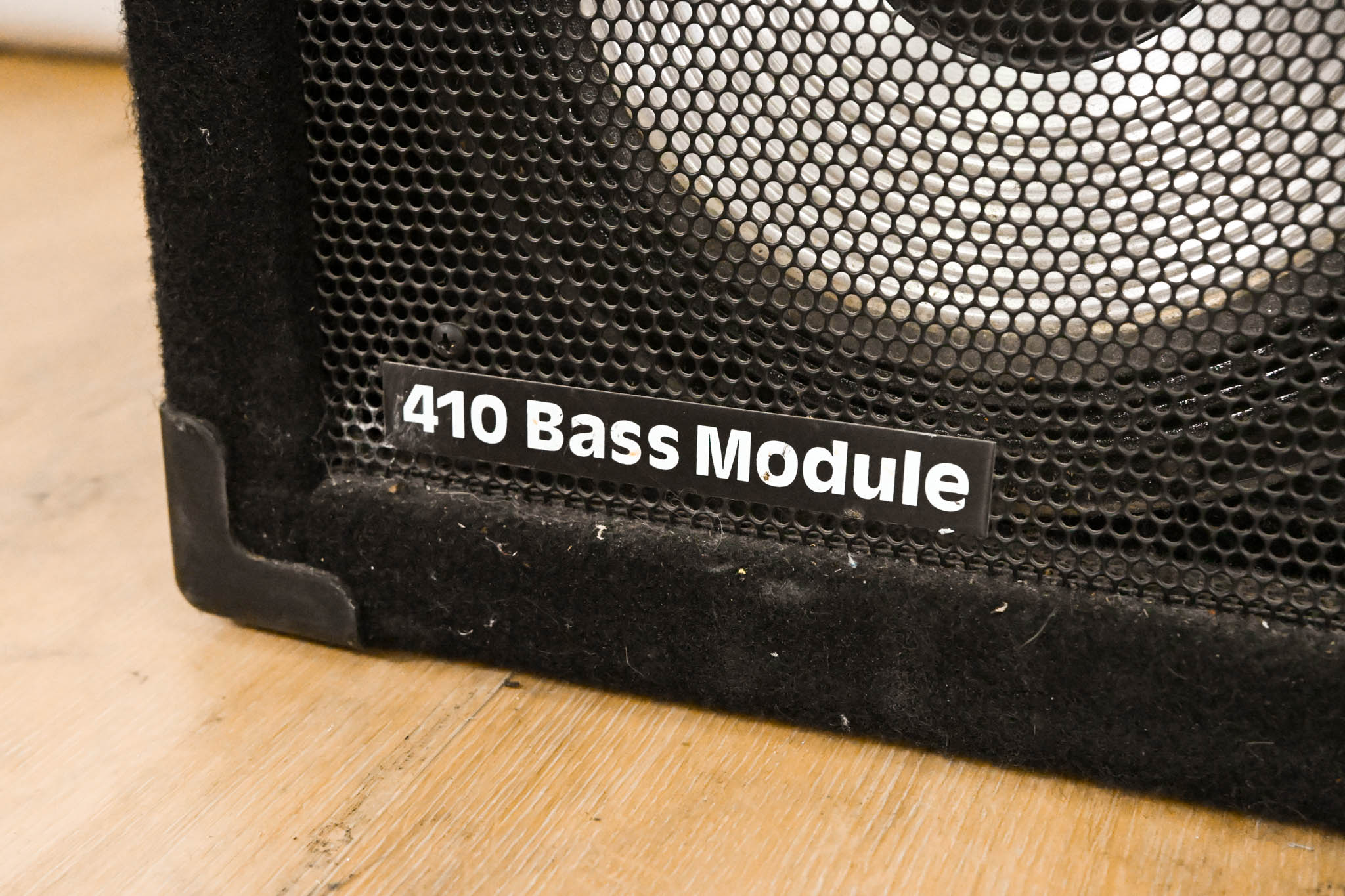Hartke 410XL 4x10" 400W Bass Speaker Cabinet