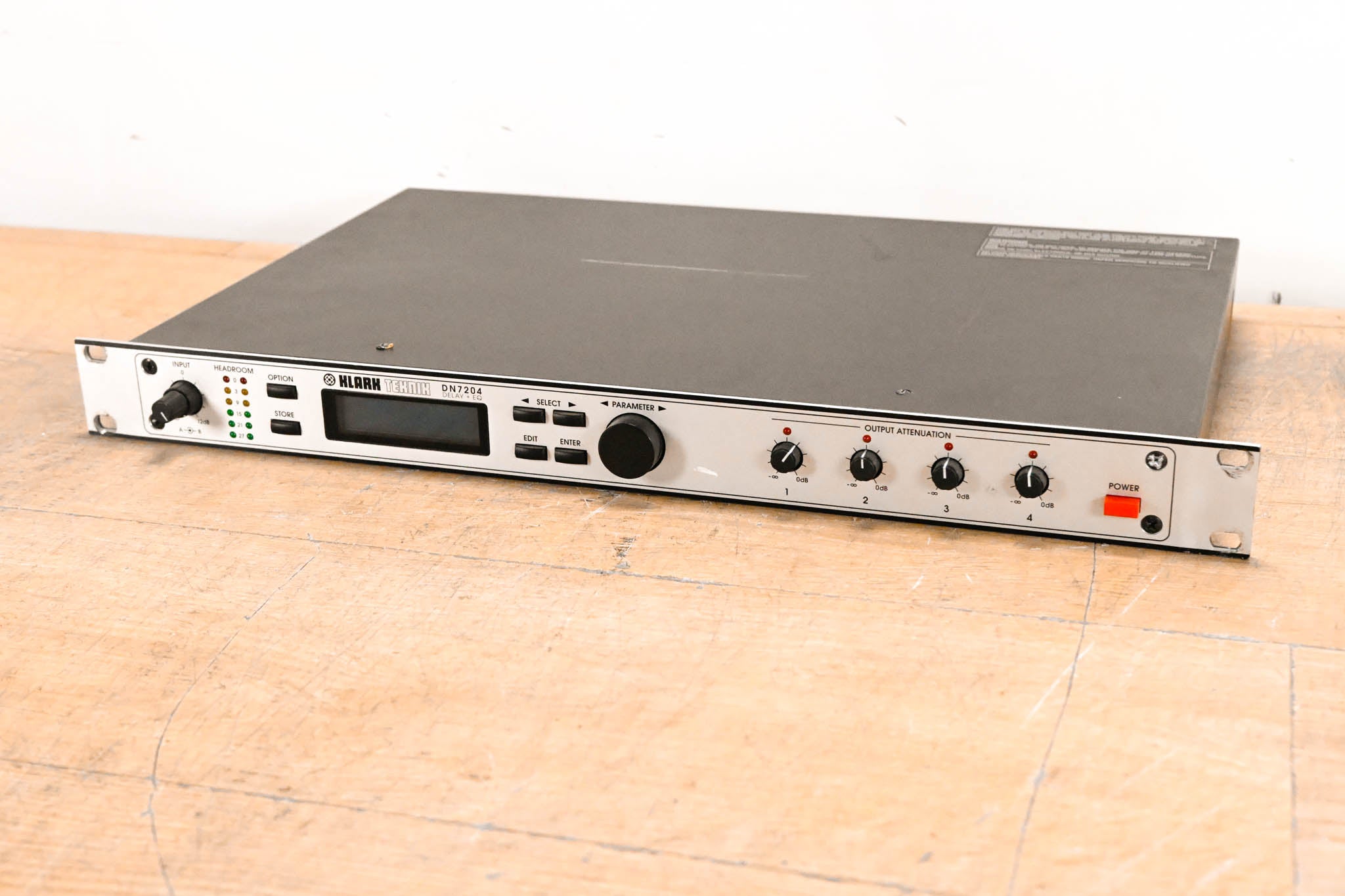 Klark Teknik DN7204 Digital Delay and EQ