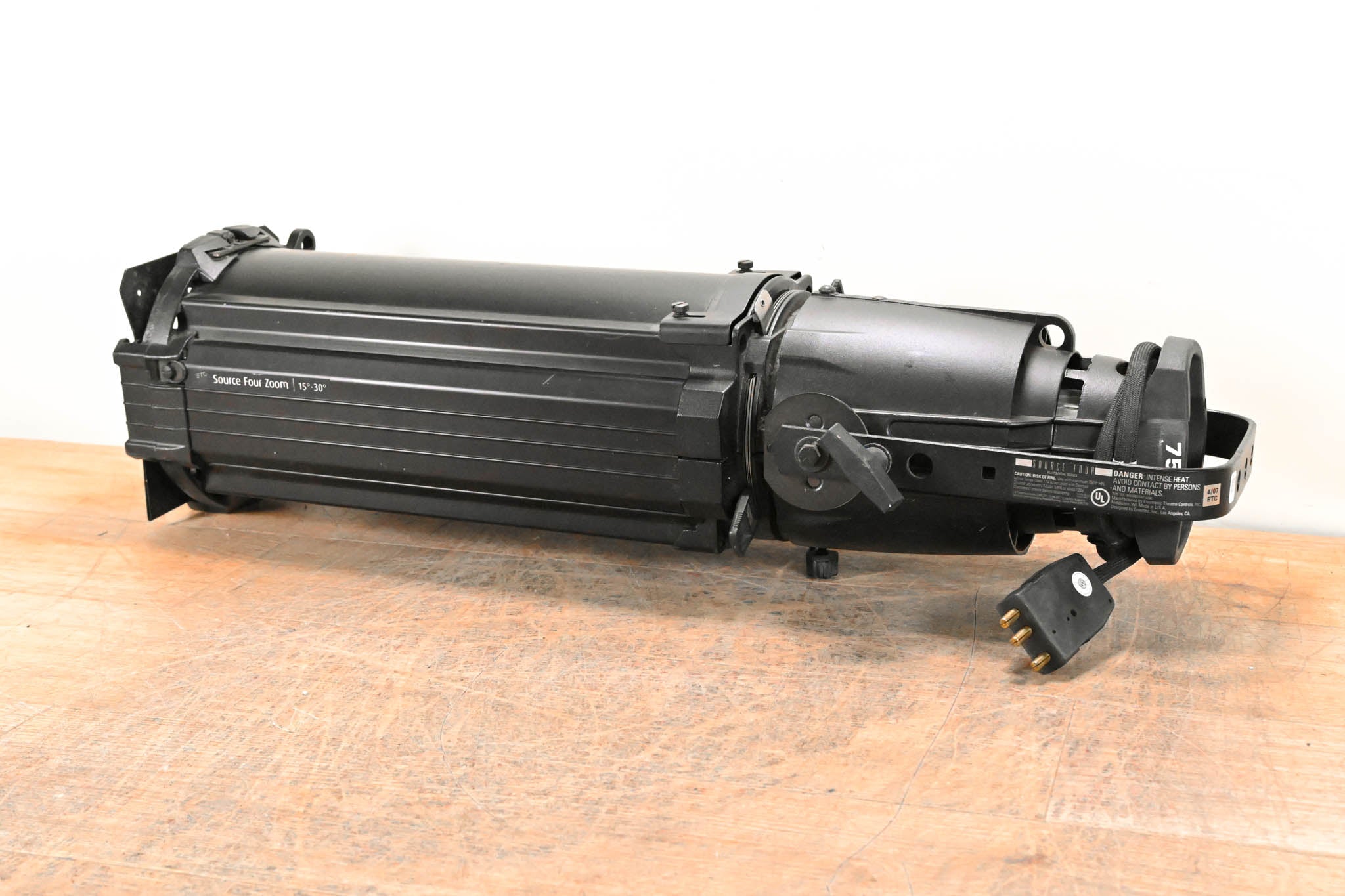 ETC Source Four Zoom 15-30 Degree 750 Ellipsoidal Light