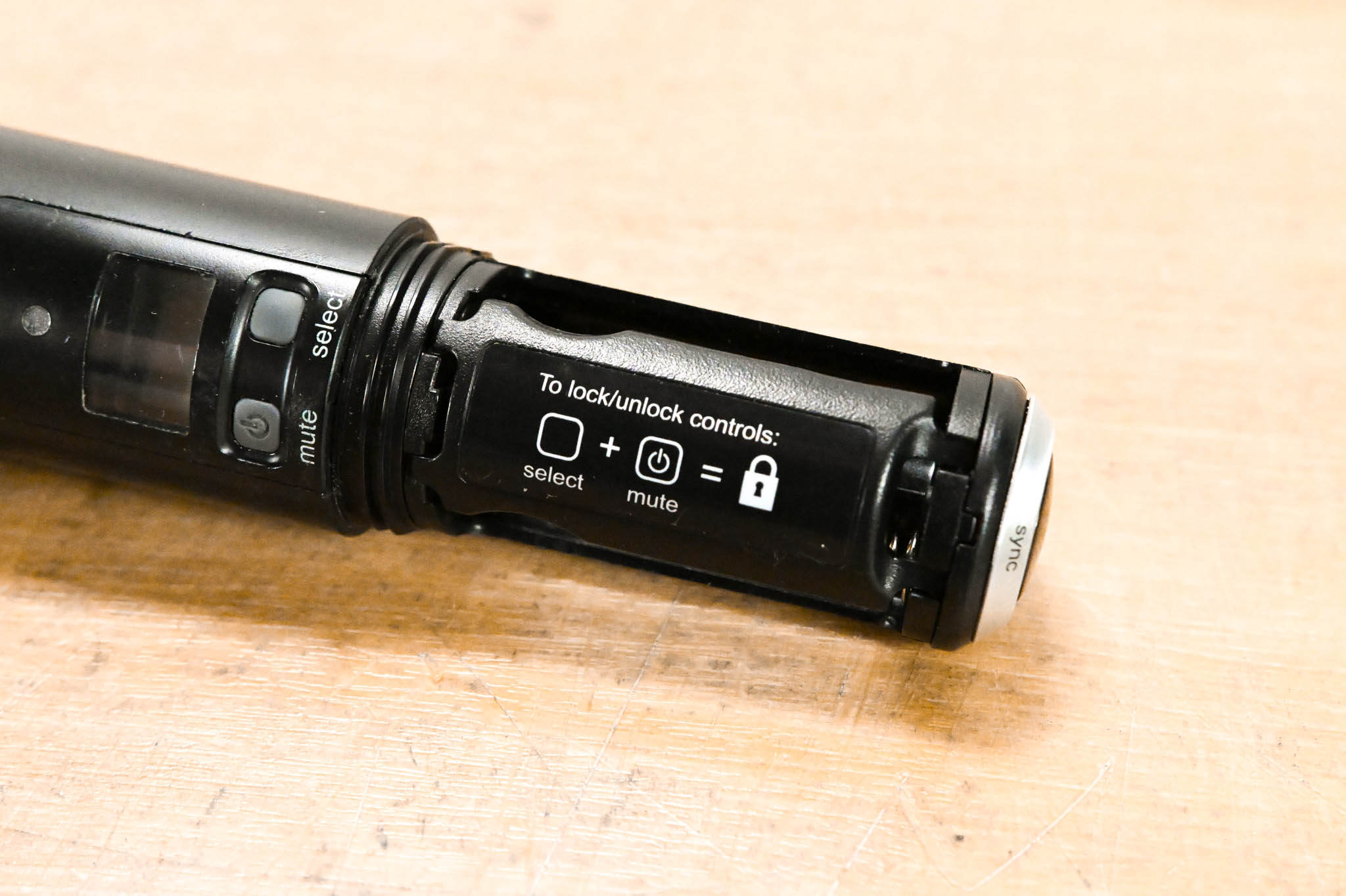 Shure SLX24/SM58 Handheld Wireless System - H5 Band (NO POWER SUPPLY)