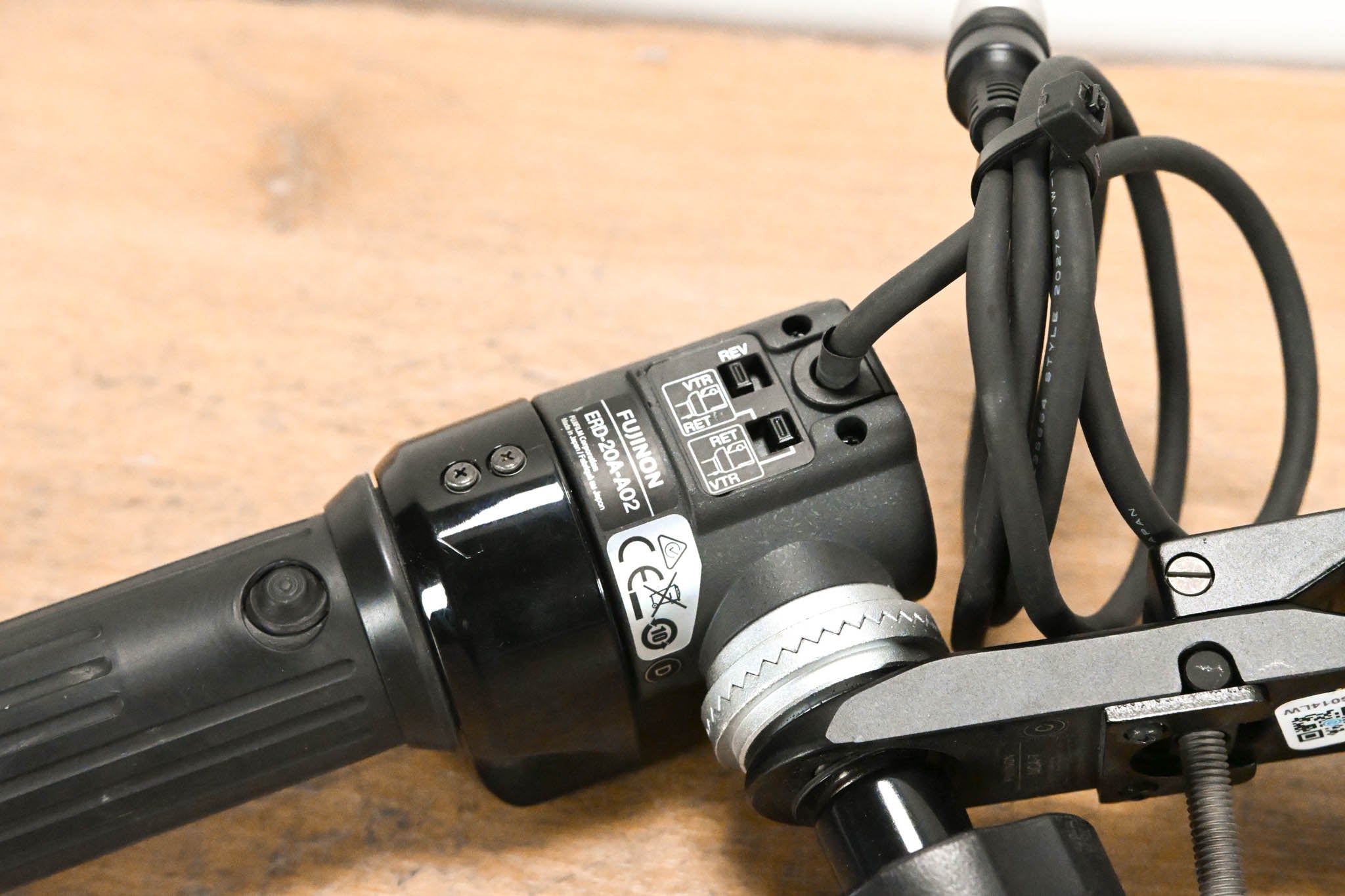 Fujinon ERD-20A-A02 Zoom Demand with MCA-7 Mounting Clamp