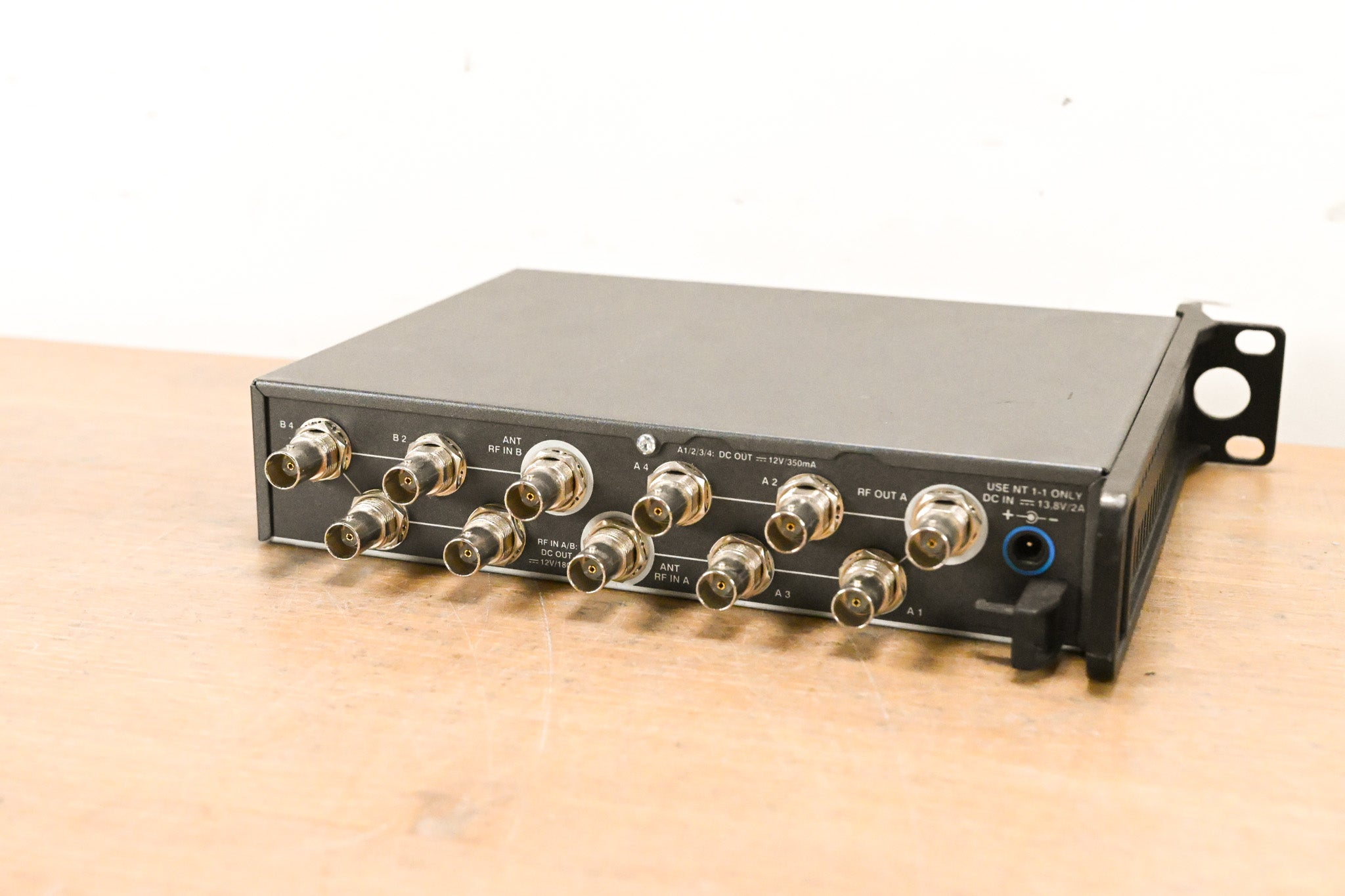Sennheiser ASA 1 Active Antenna Splitter - 500-870 MHz (NO POWER SUPPLY)