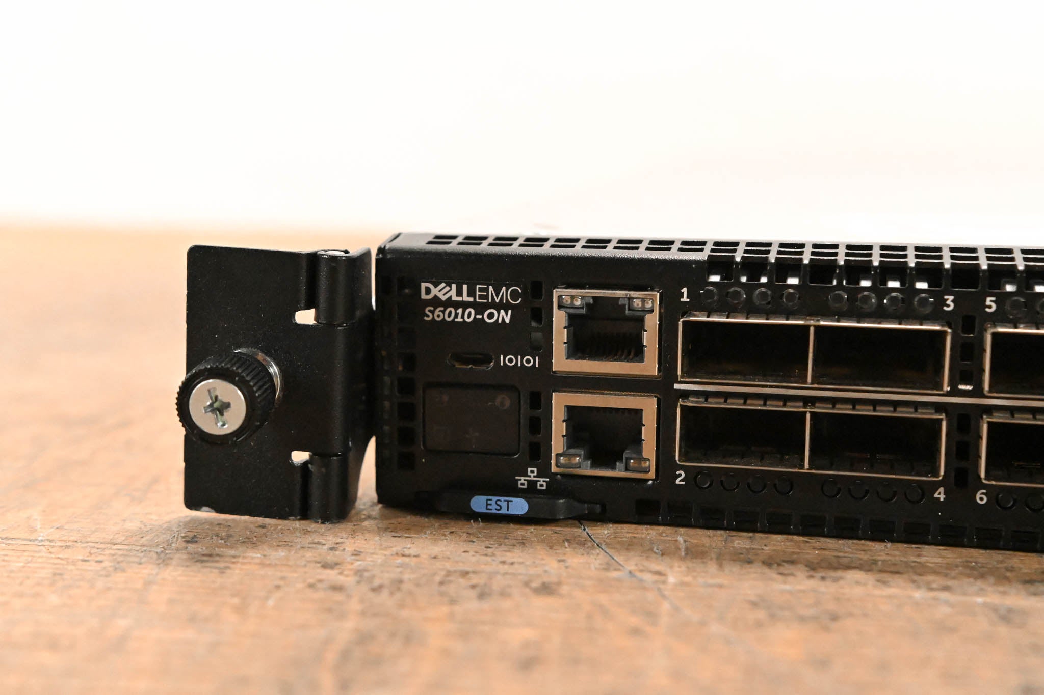 Dell S6010-ON 4-Slot Modular Network Switch