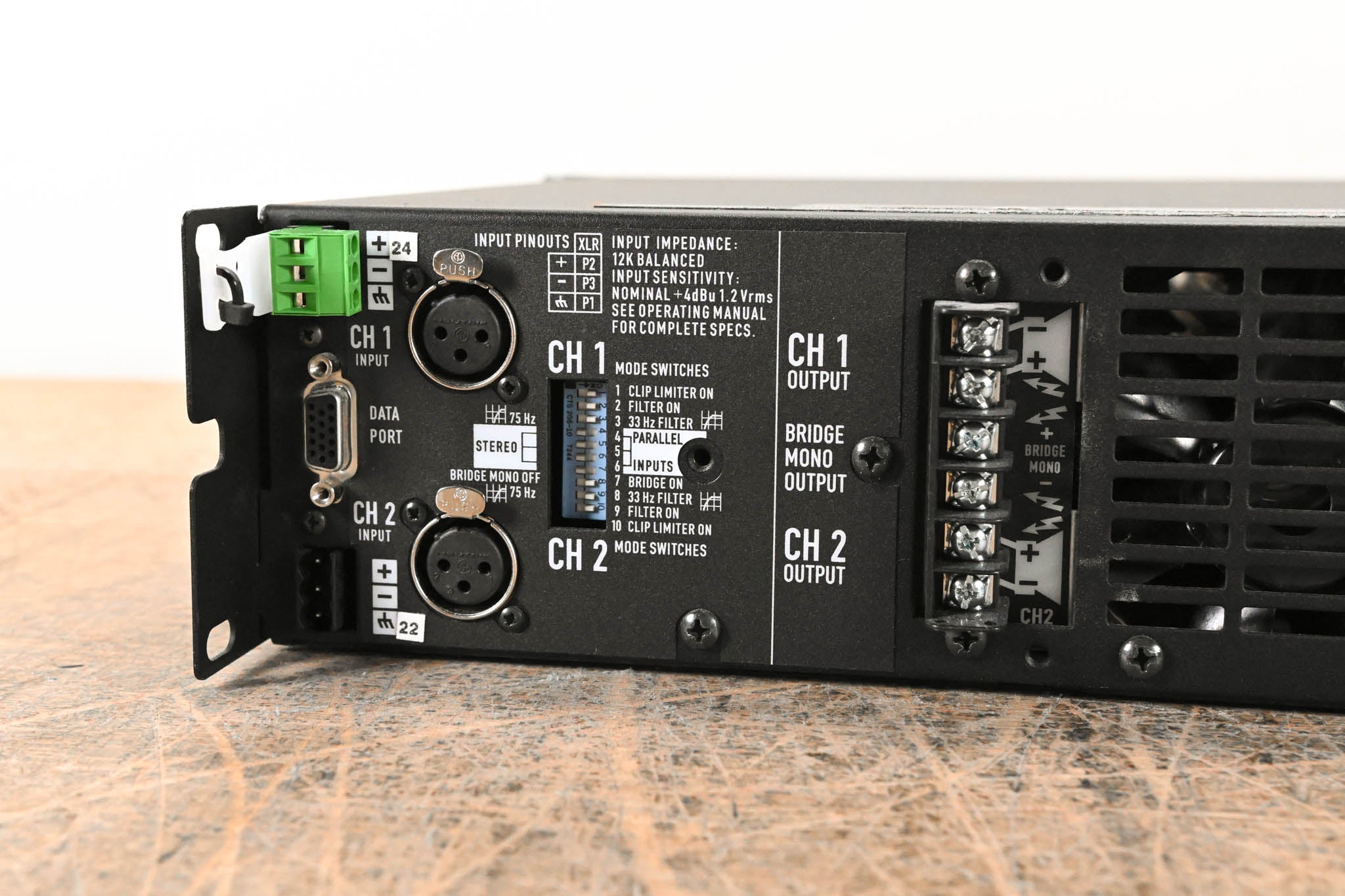 QSC CX702 2-Channel 700W Power Amplifier