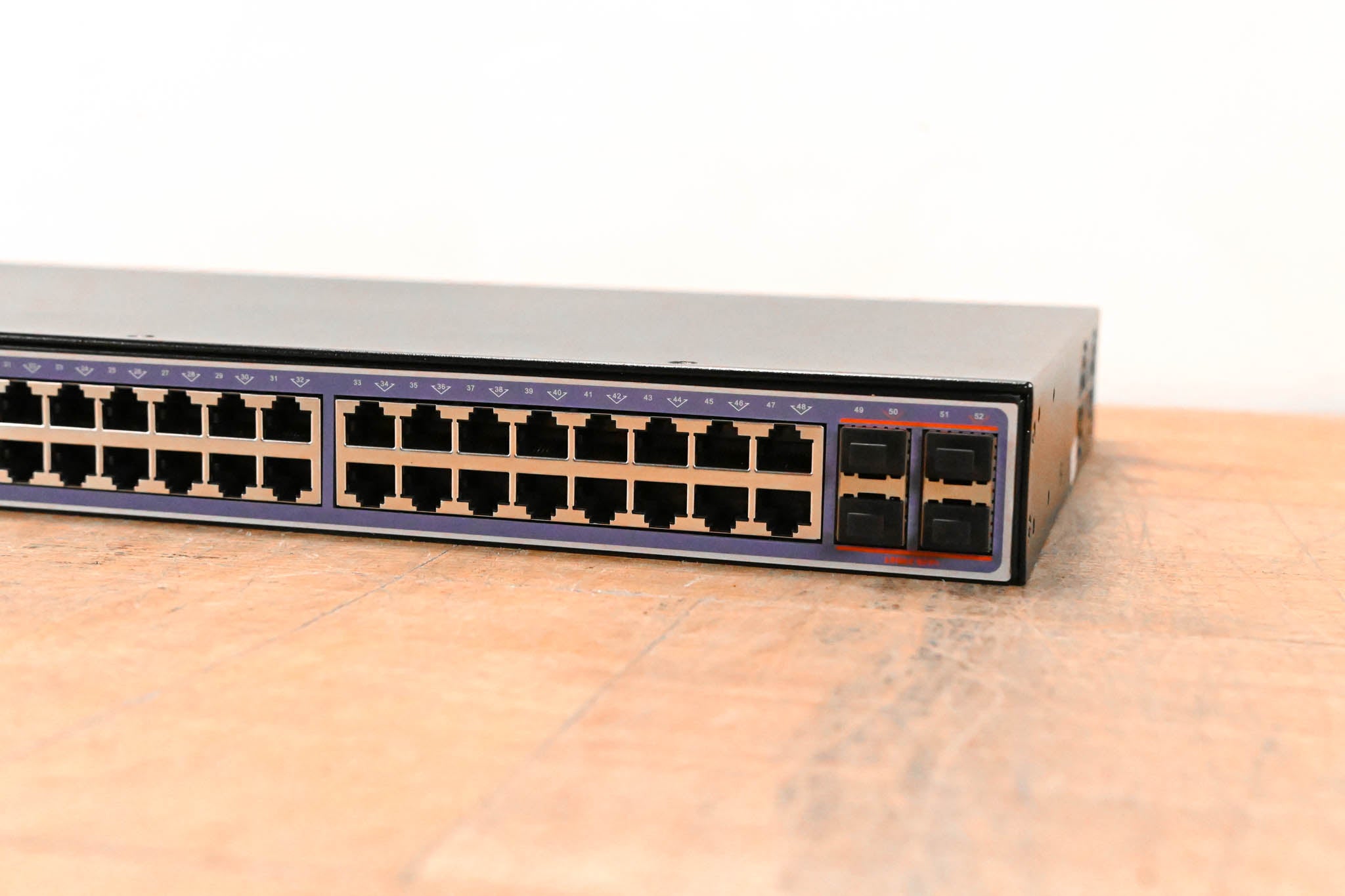 Extreme Networks 220-48P-10GE4 ExtremeSwitching 220 48-Port Switch