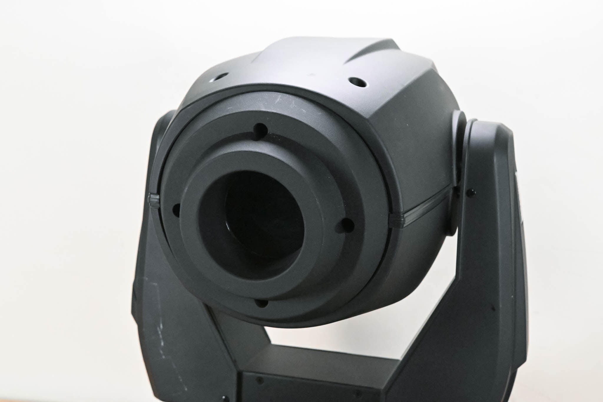 Chauvet Q-Spot 560-LED 3 x 60W LED Moving Yoke Fixture