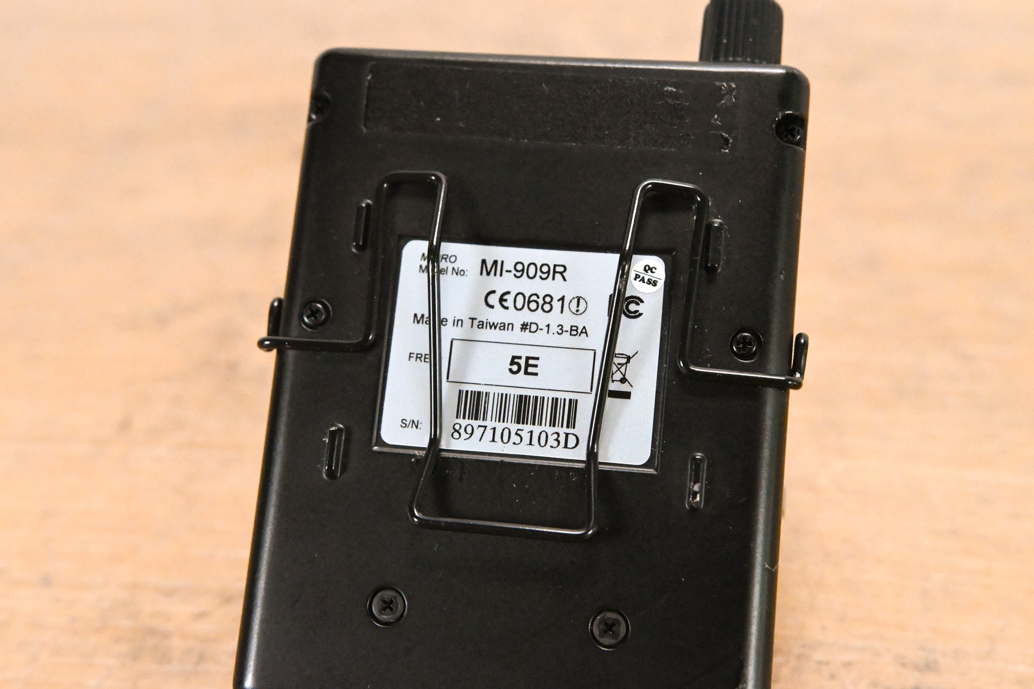 Mipro MI-909T/R Digital IEM System - 5E Range: 480-544 MHz (NO PSU)