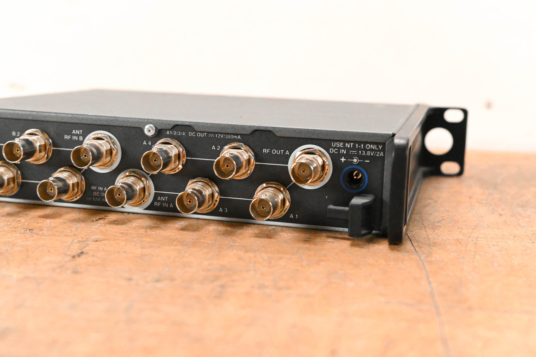 Sennheiser ASA 1 Active Antenna Splitter - 500-870 MHz (NO POWER SUPPLY)
