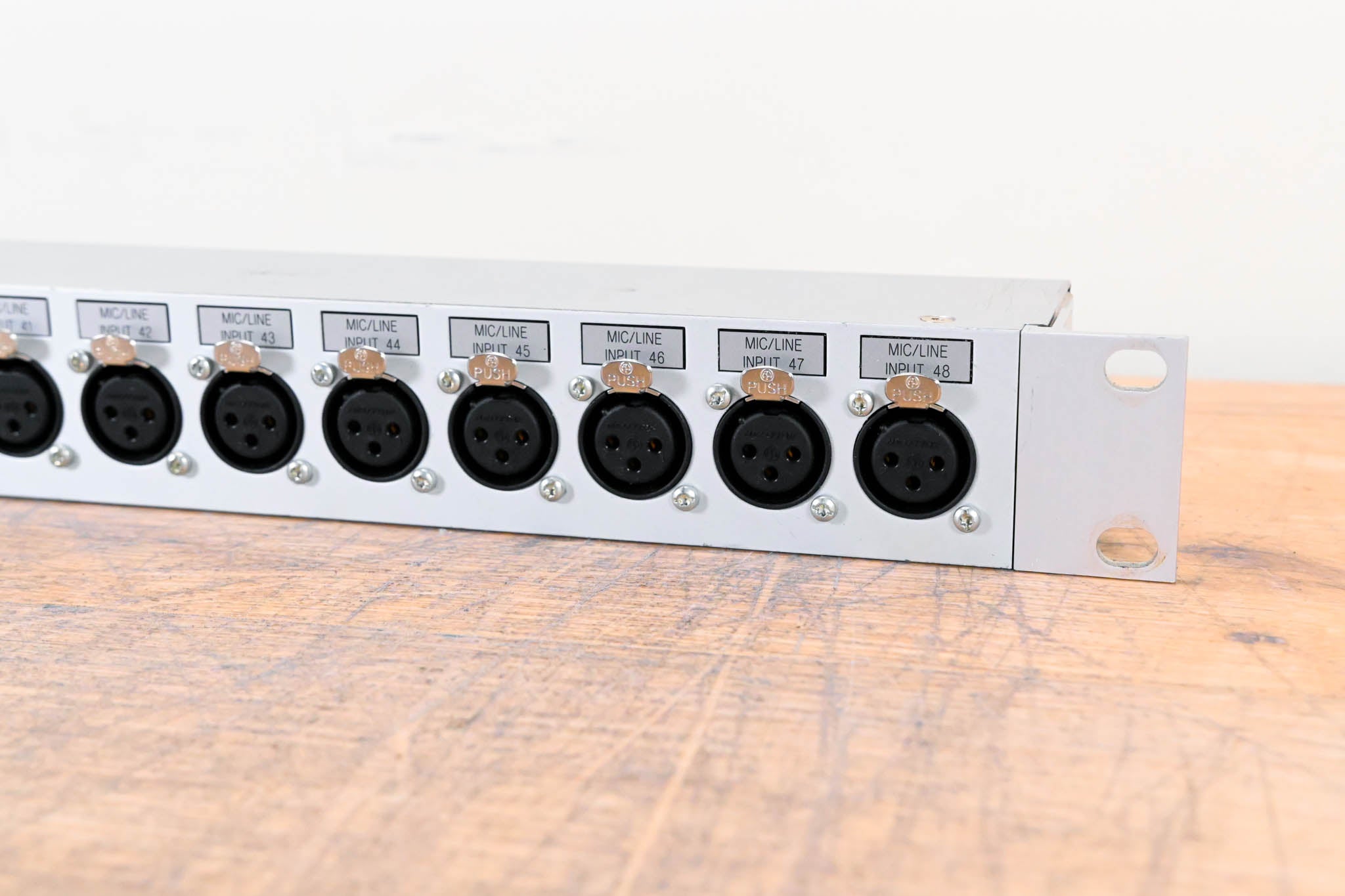 Studer D21m Modular I/O - 16x Mic/Line Inputs to 4x DB25 Connectors