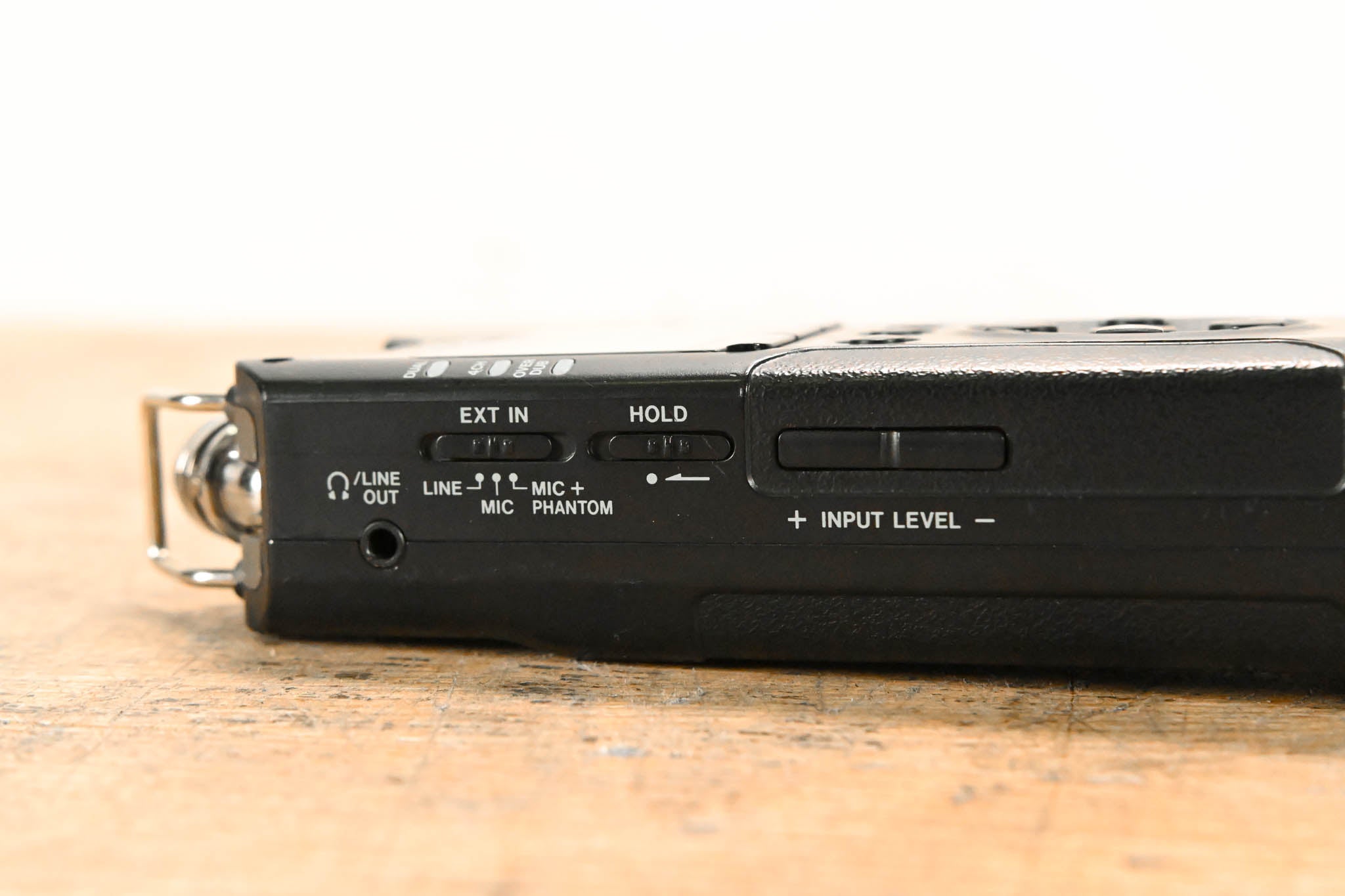 TASCAM DR-40 Handheld 4-Track Recorder