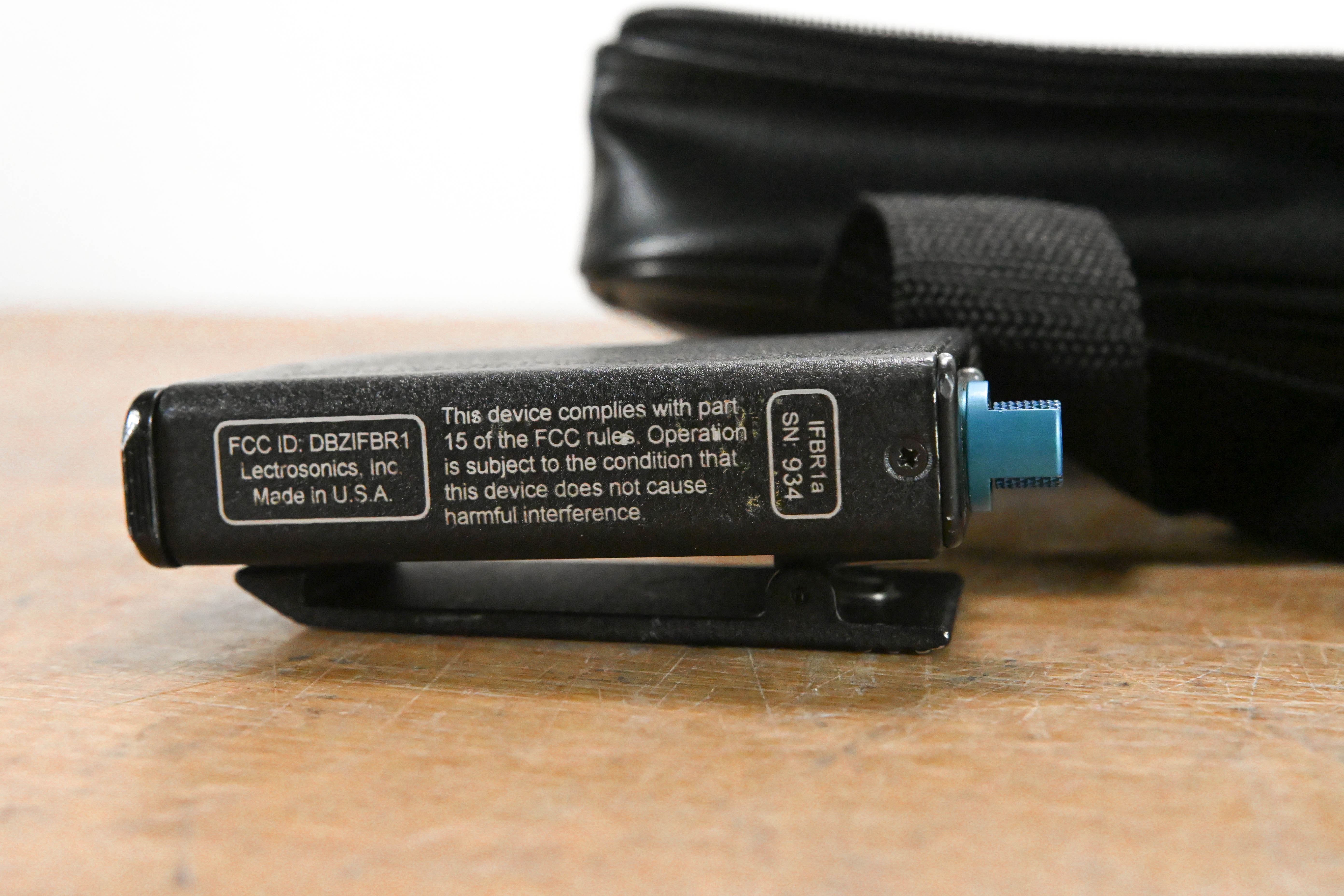 Lectrosonics T1 IFB Transmitter & R1a Receiver Block 21 w/ Case