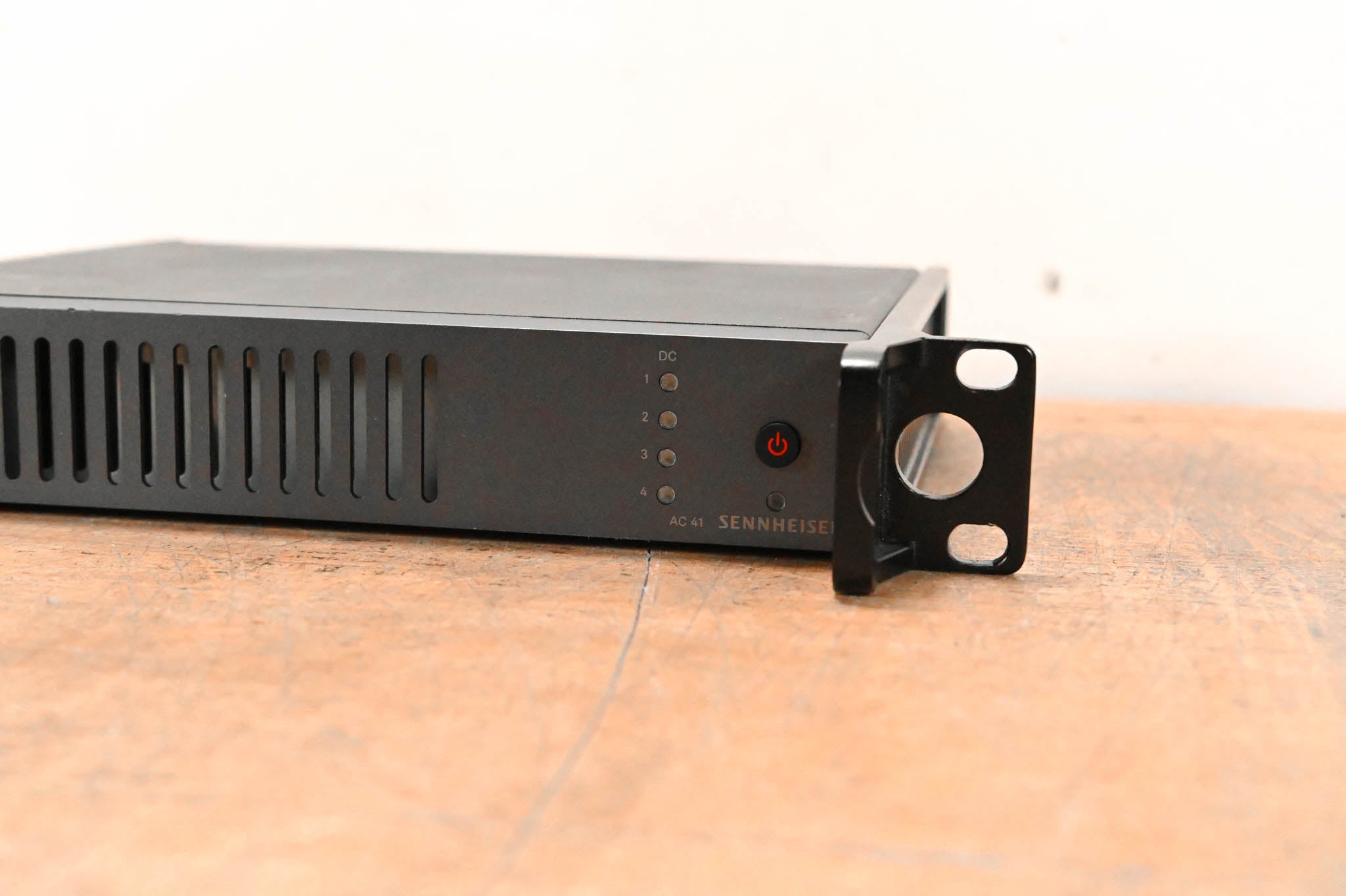 Sennheiser AC 41-US Active Antenna Combiner - 470-608 MHz (NO PSU)