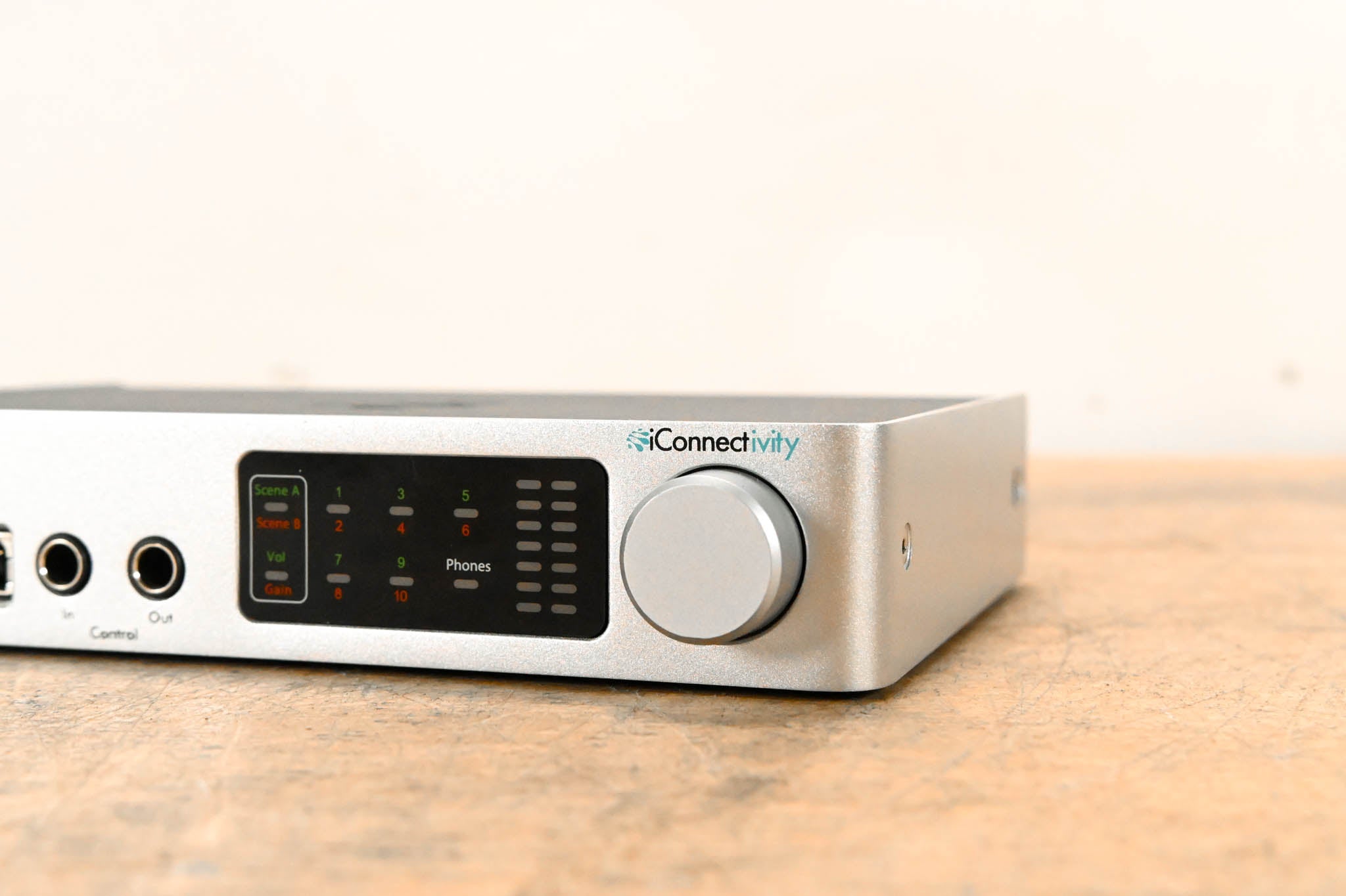 iConnectivity PlayAUDIO12 USB Audio and MIDI Interface (NO POWER SUPPLY)