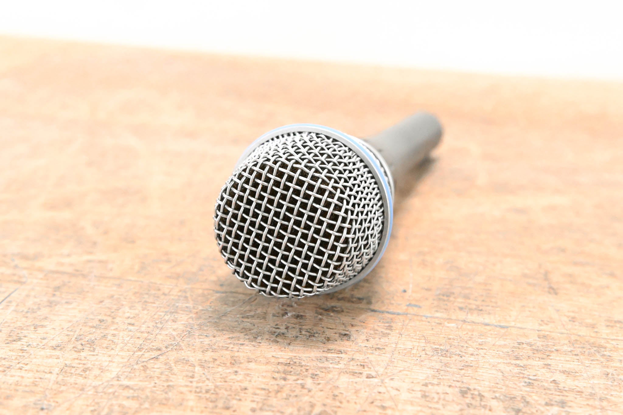 Shure Beta 87 Condenser Handheld Microphone