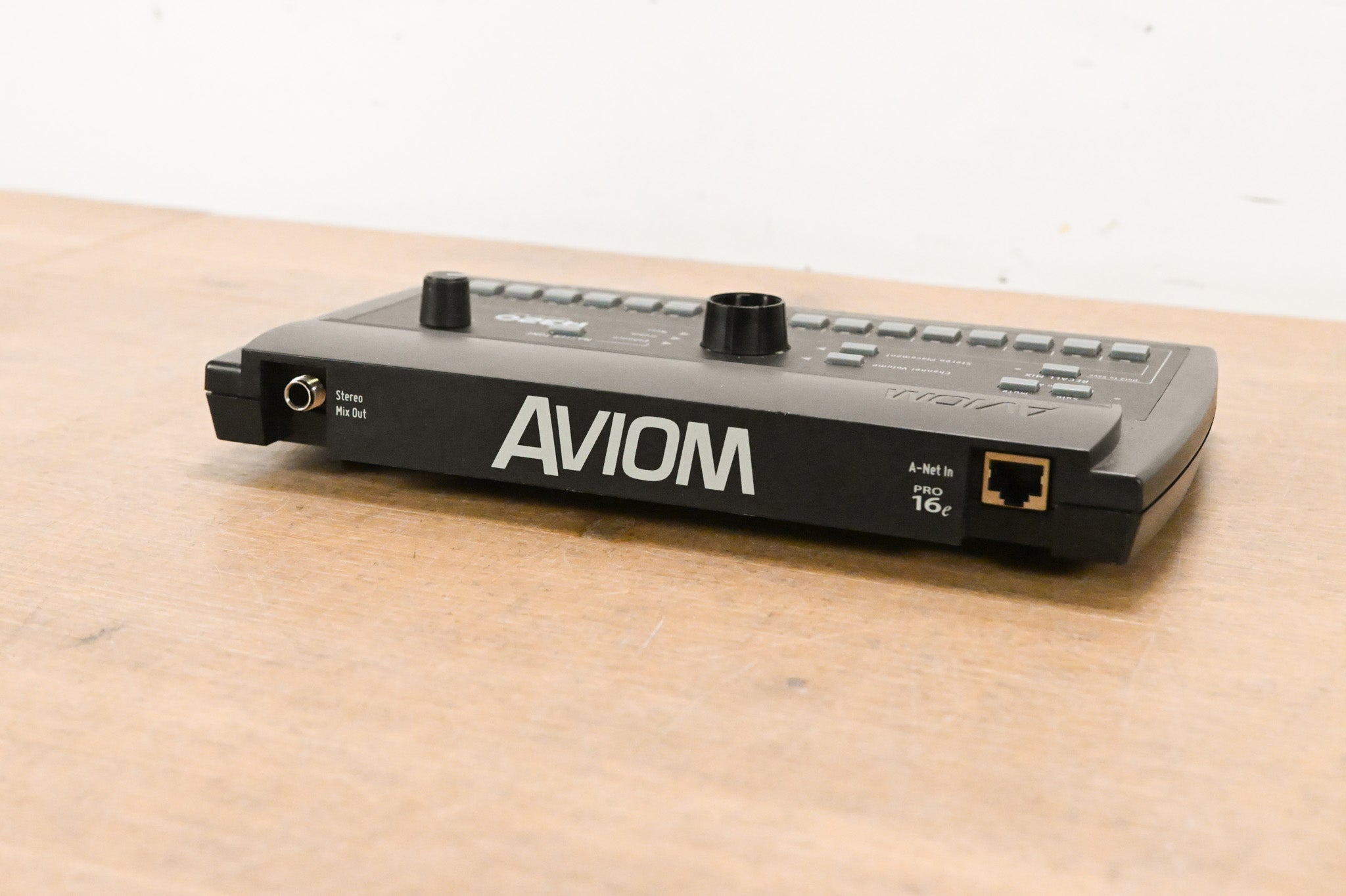Aviom A320 16-Channel Personal Mixer