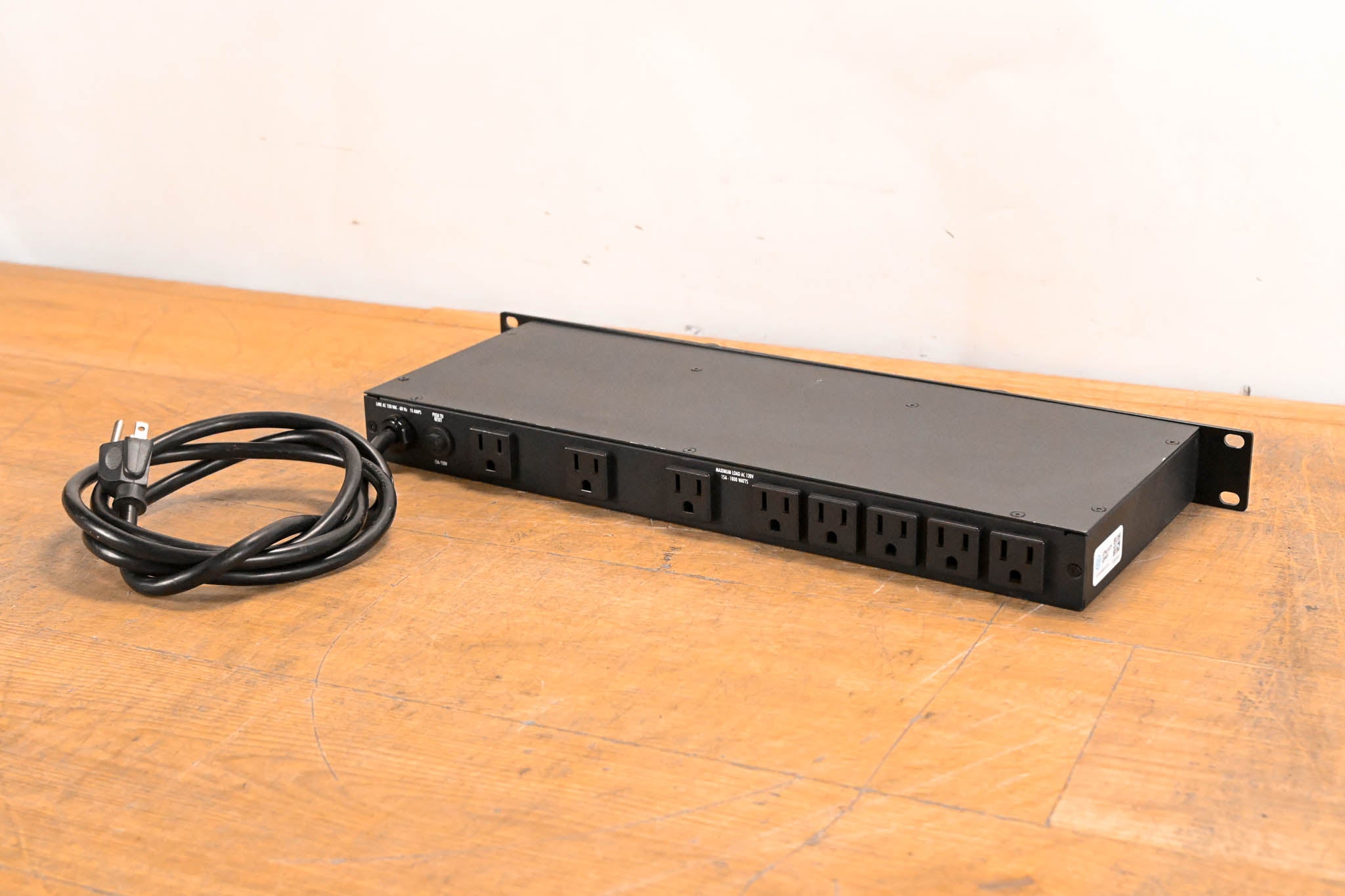 Furman M-8Lx 15A Merit Series Power Conditioner with Lights