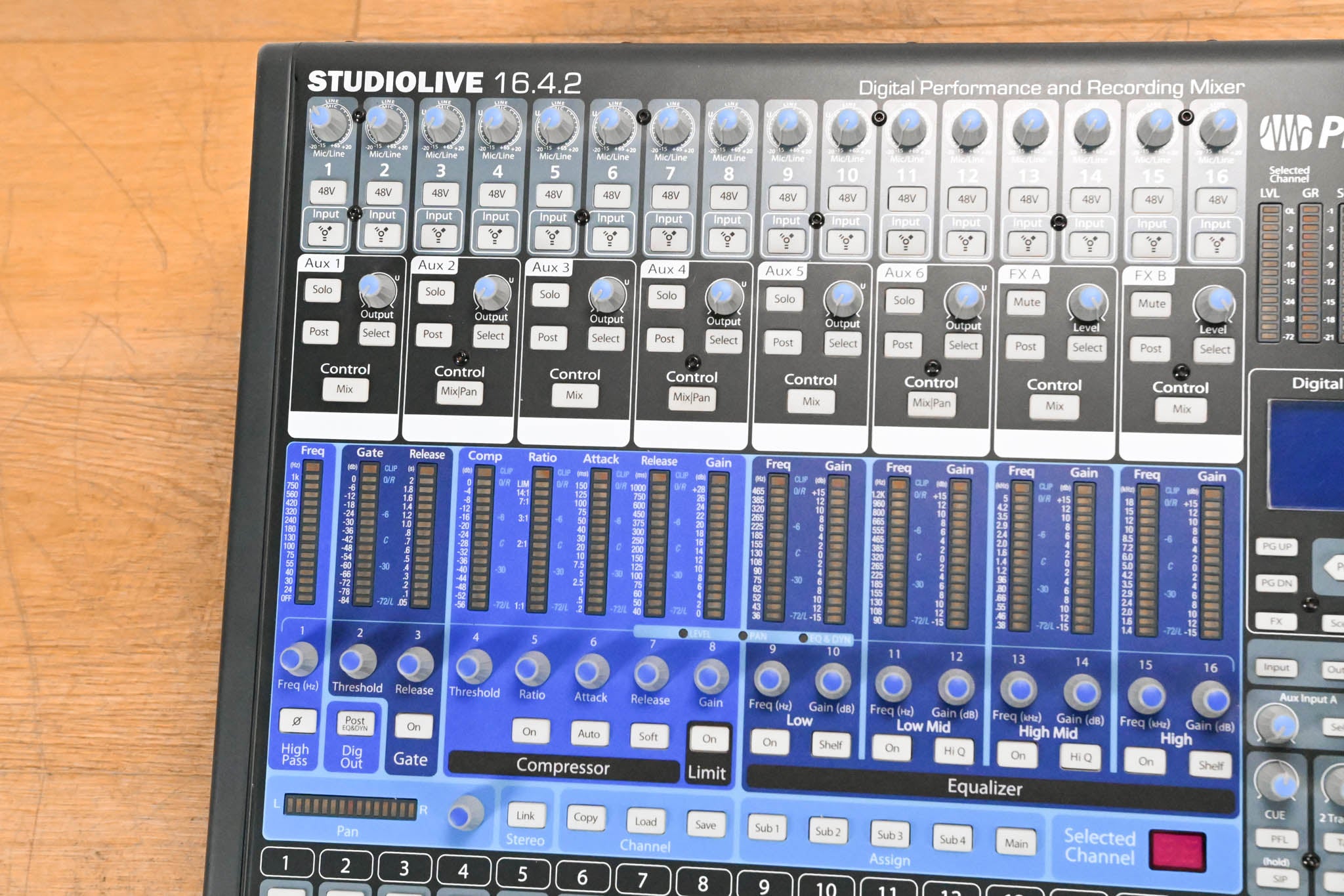 PreSonus StudioLive 16.4.2 16-Channel Digital Audio Mixer