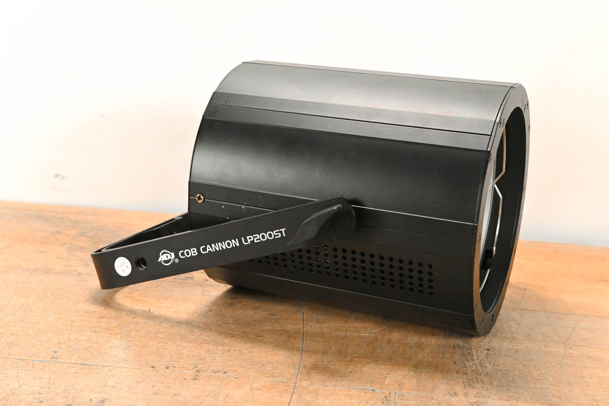 ADJ COB Cannon LP200ST 200W Chip On Board Color Mixing Wash Fixture