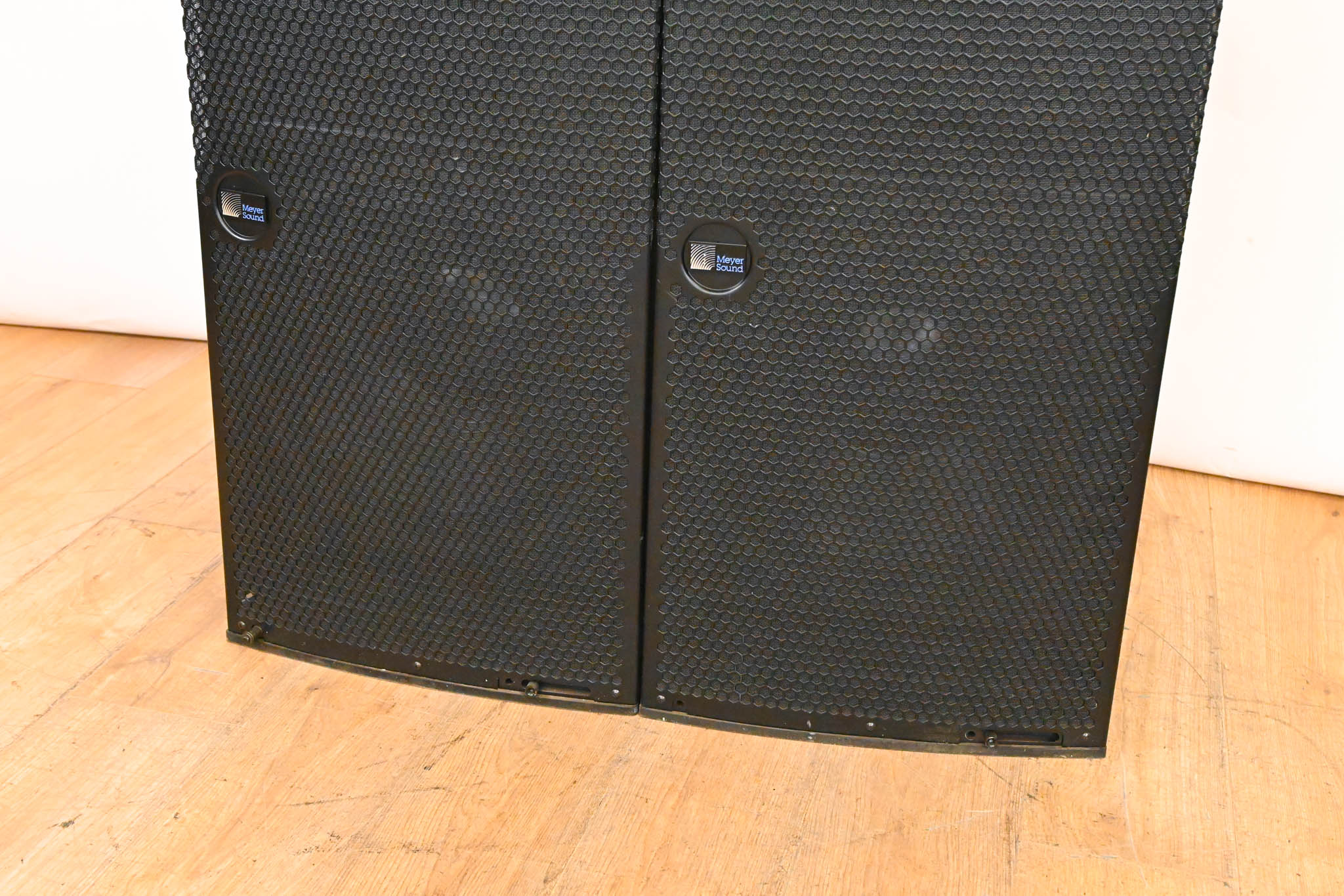 Meyer Sound JM-1P 15" Active Arrayable Loudspeaker (PAIR)