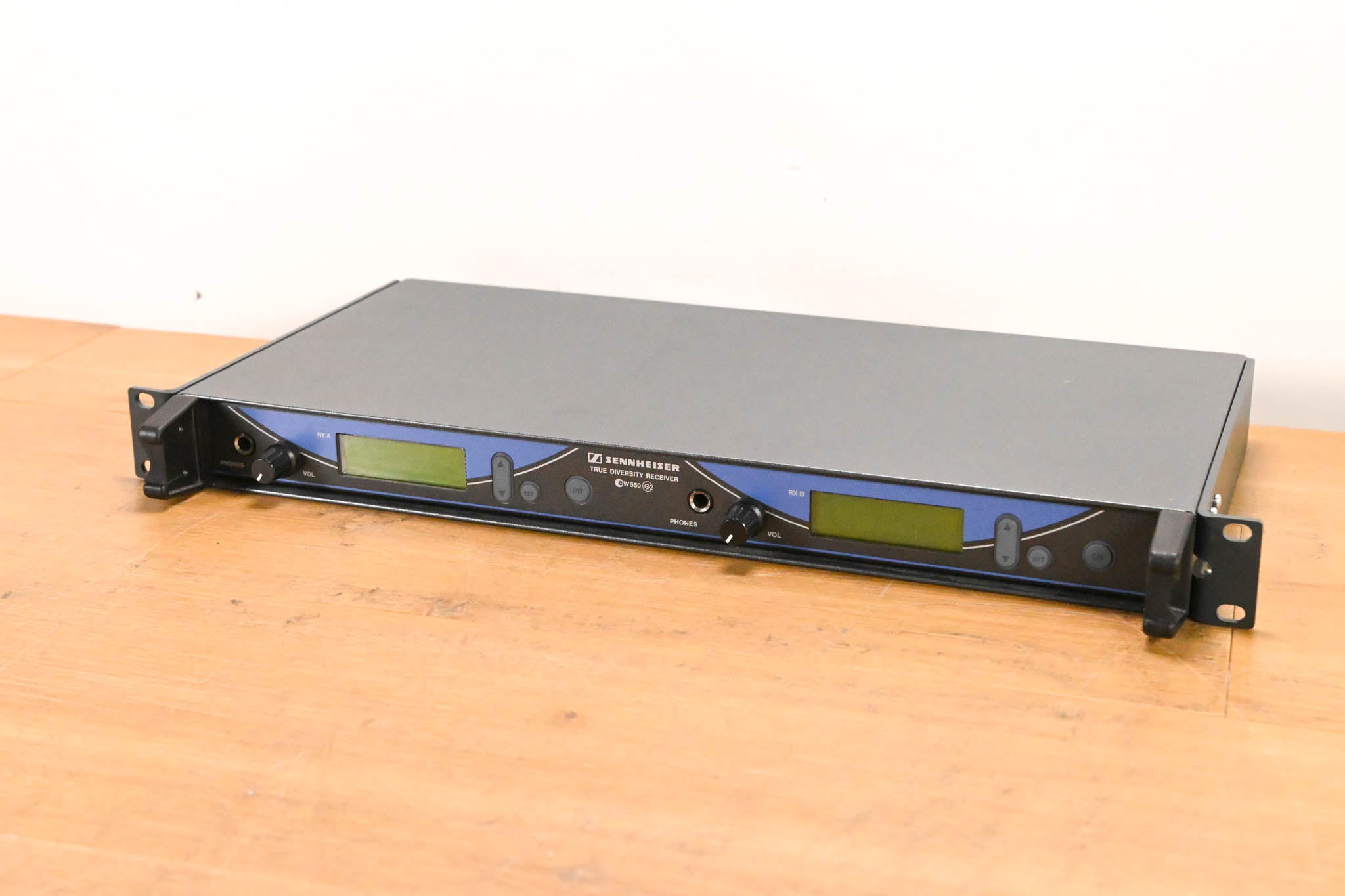 Sennheiser EM 550 G2 Dual Wireless Receiver - B Range: 626-662 MHz