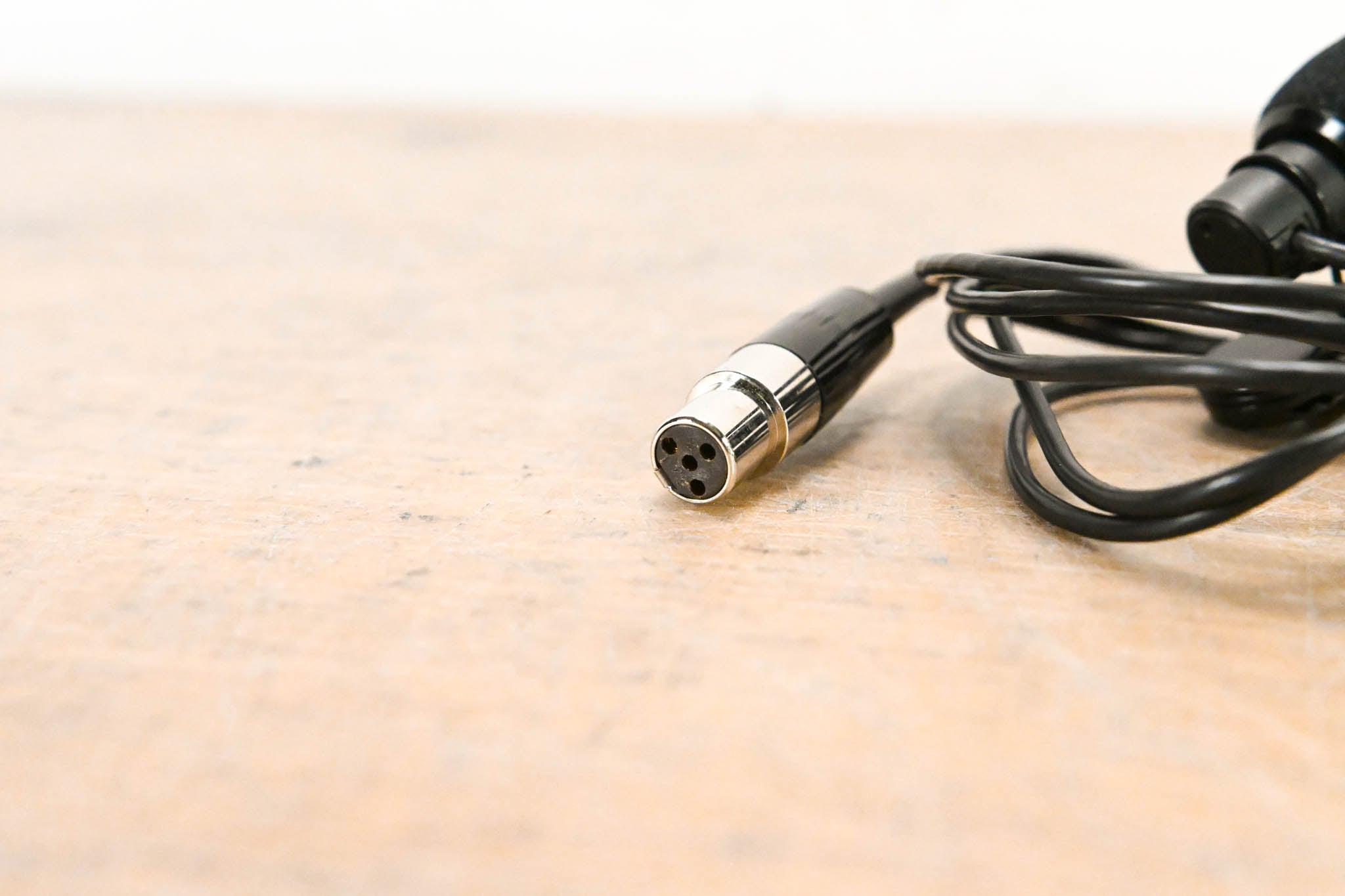 Shure WL185 Cardioid TQG Lavalier Microphone with TA4F Connector