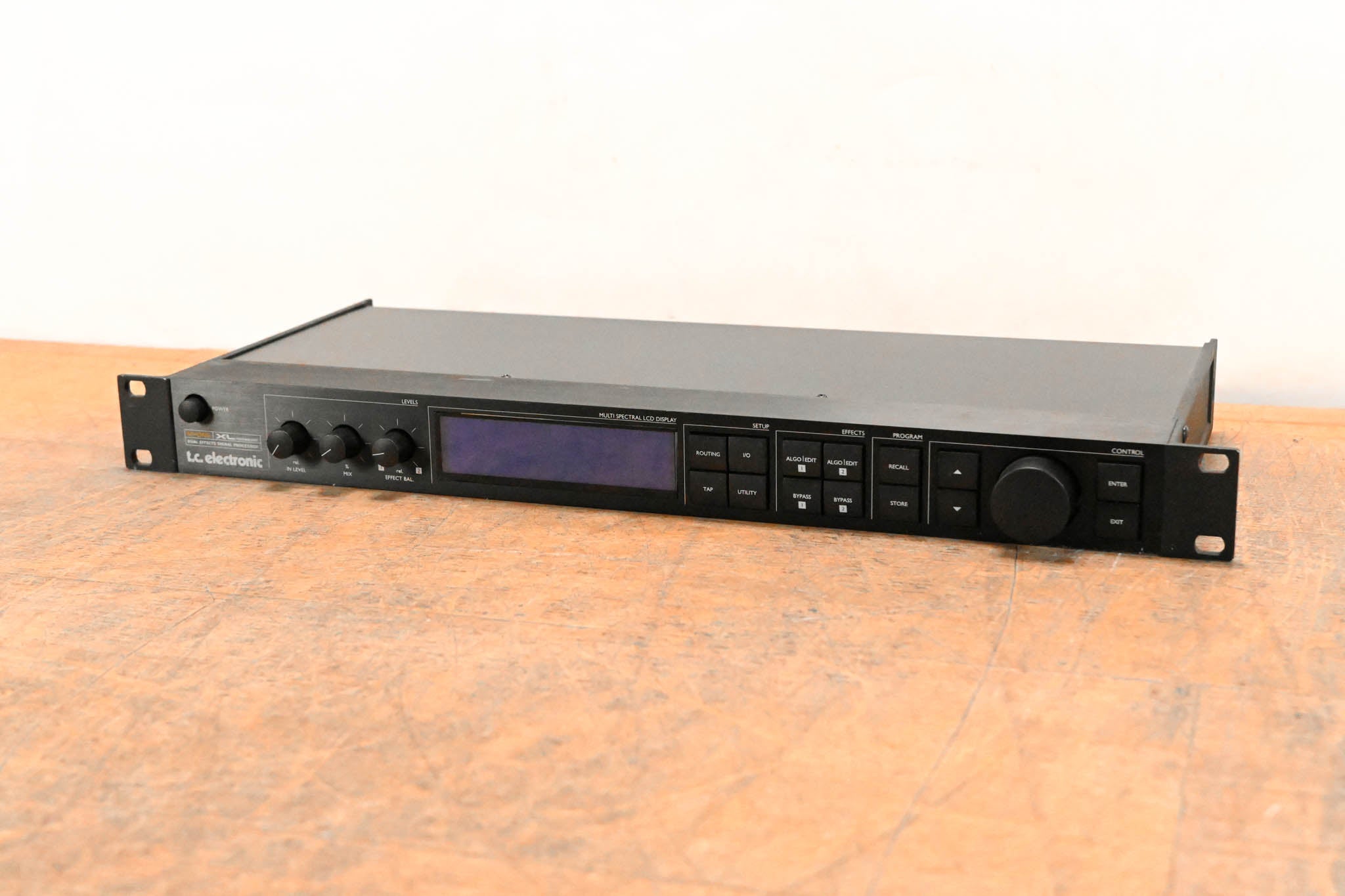 TC Electronic M-ONE XL Dual-Engine Effects Processor