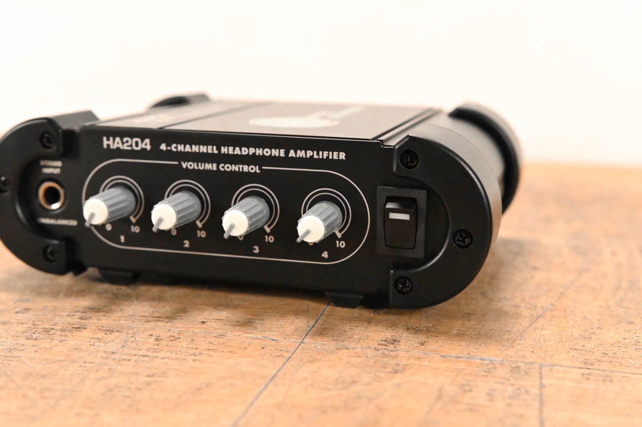 Livewire HA204 4-Channel Headphone Amplifier (NO POWER SUPPLY)