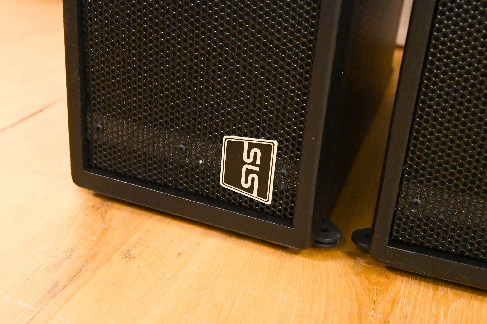 SLS CPA7600 Compact 3-Way Line Array Speaker (PAIR)