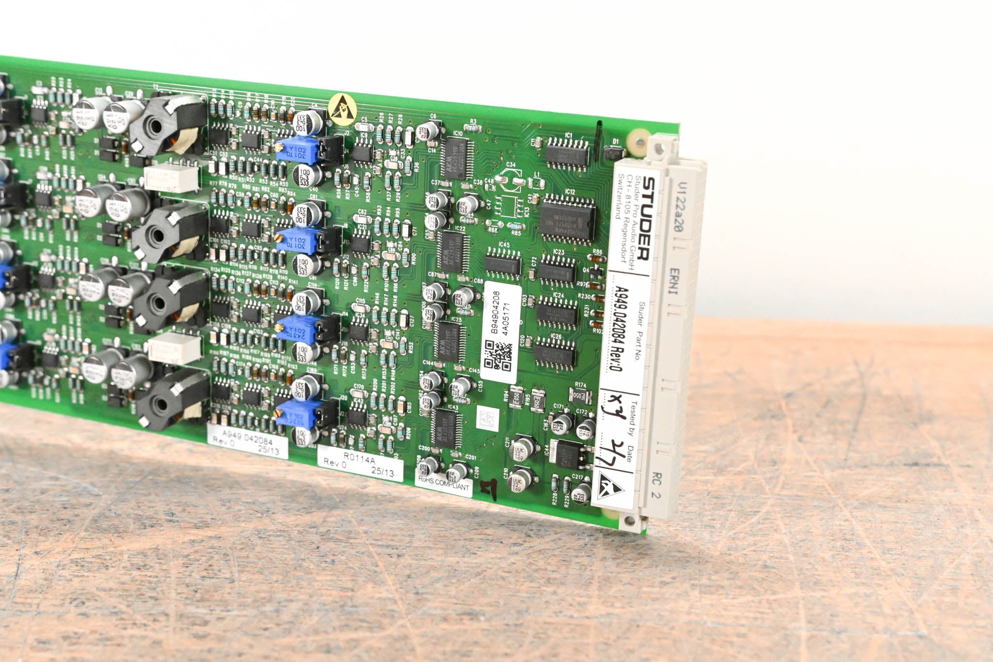 Studer 8-Channel Analog Line Out Card for D21m & D23m Modular I/O System