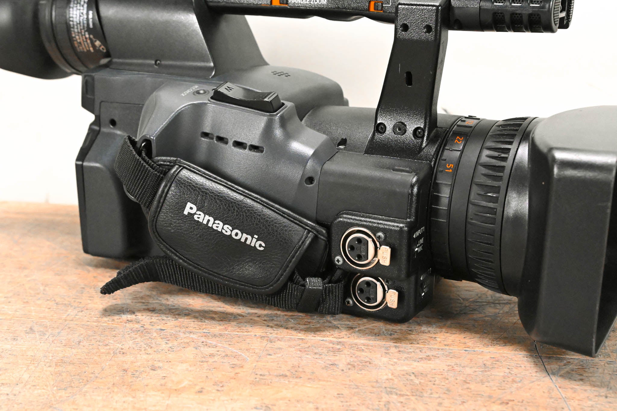 Panasonic AG-HPX170P P2HD Solid-State Camcorder