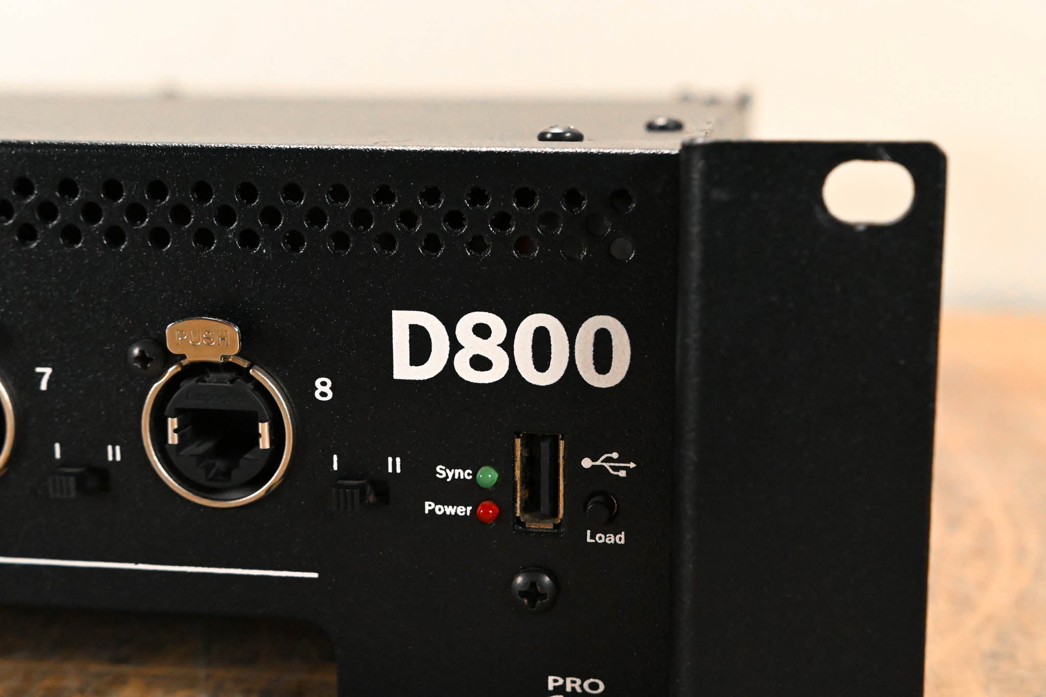 Aviom D800 A-Net Distributor